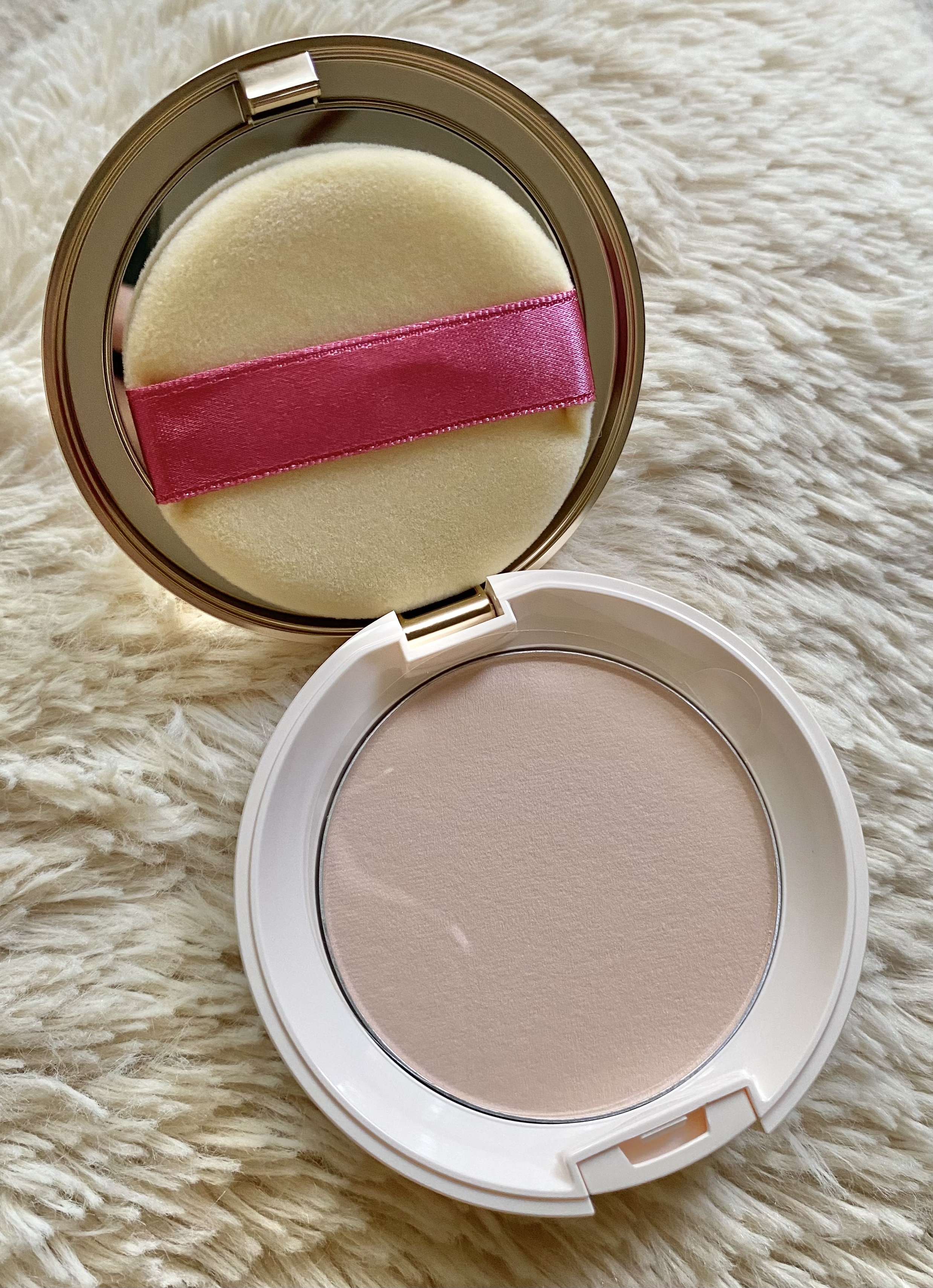 スキンティント トーンアップ パウダー(おしろい)/フォーチュン/プレストパウダーを使ったクチコミ（3枚目）