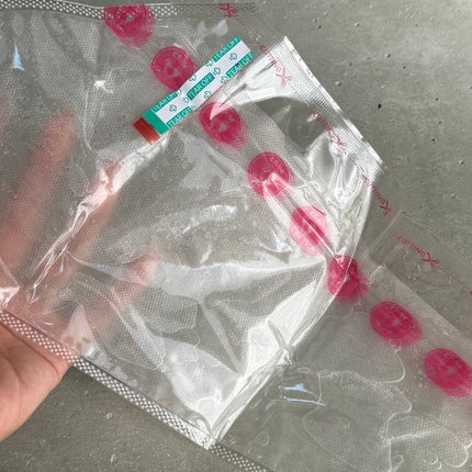 あしやすめ 足裏角質ケアパック/鎌倉ライフ/レッグ・フットケアを使ったクチコミ(3枚目)