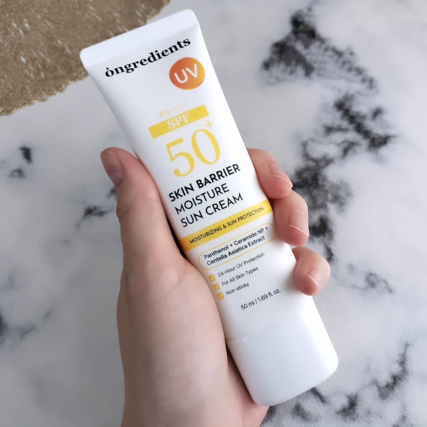 スキンバリアモイスチャーサンクリーム/Ongredients/日焼け止めクリームを使ったクチコミ（3枚目）