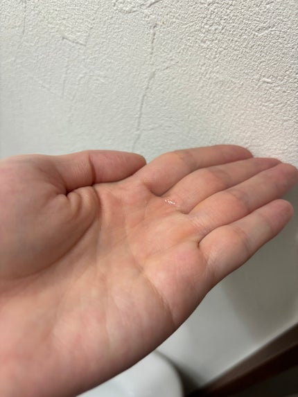 エッセンシャル プレミアム うるりキラリオイル/エッセンシャル/ヘアオイルを使ったクチコミ(2枚目)