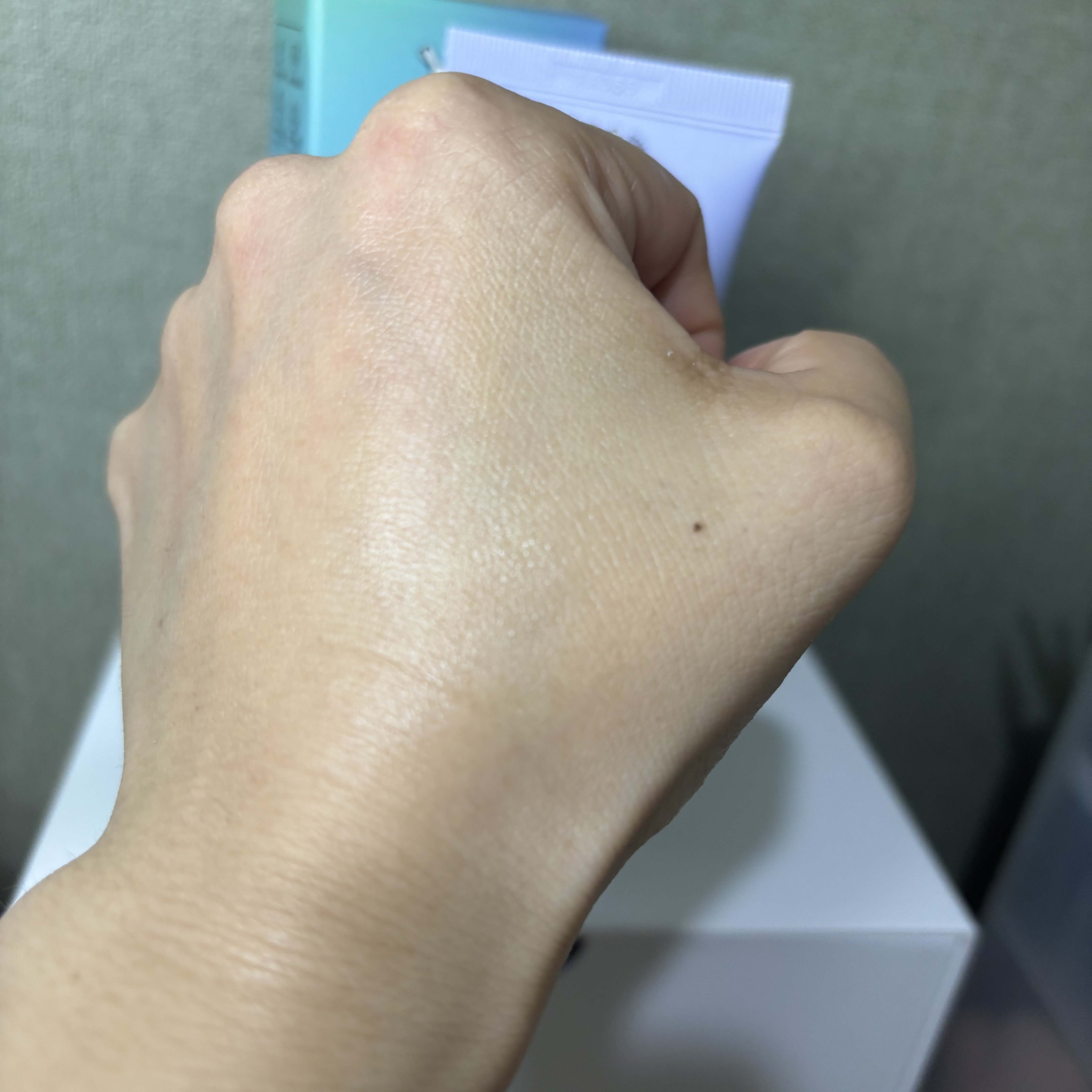 フリーズタグアイスローラー/CHASIN'RABBITS/美容液を使ったクチコミ（3枚目）