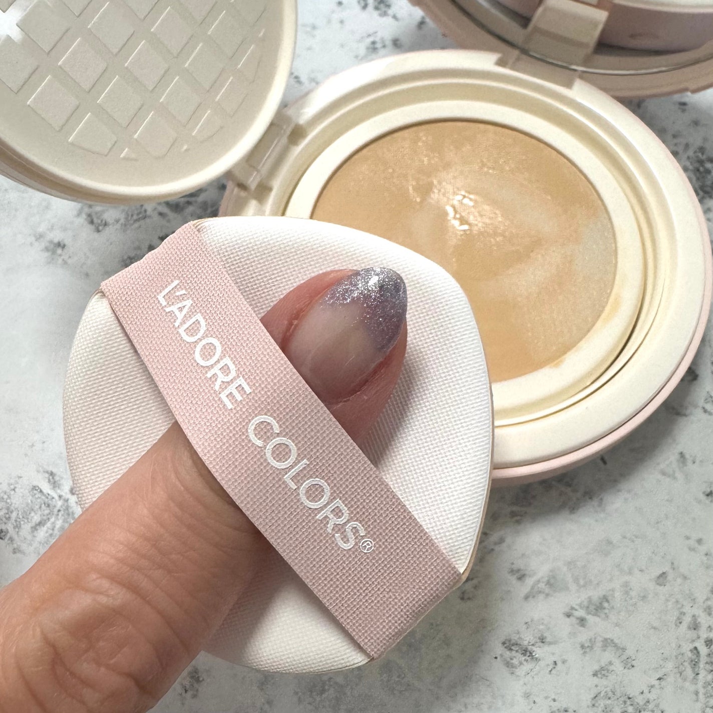 L'ADORE COLORS レインコート クッション ファンデーション/L'adore Colors/クッションファンデーションを使ったクチコミ(4枚目)