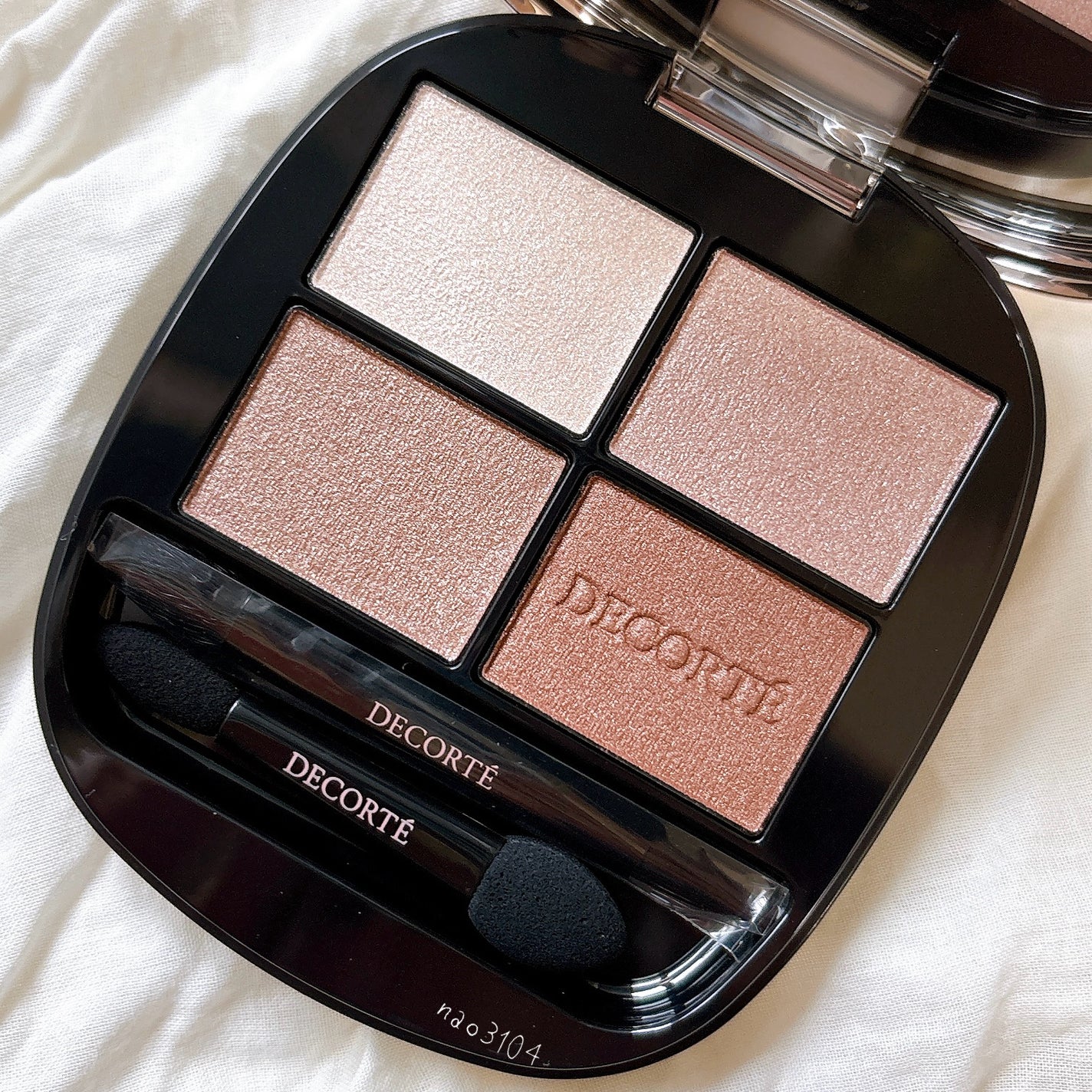 スキンシャドウ デザイニング パレット/DECORTÉ/アイシャドウパレットを使ったクチコミ(10枚目)