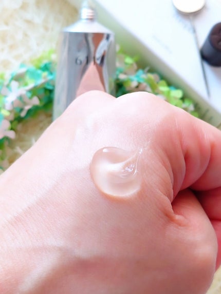 ソリッドパフューム ネイキッド ポムピア 611/Addct/練り香水を使ったクチコミ(6枚目)