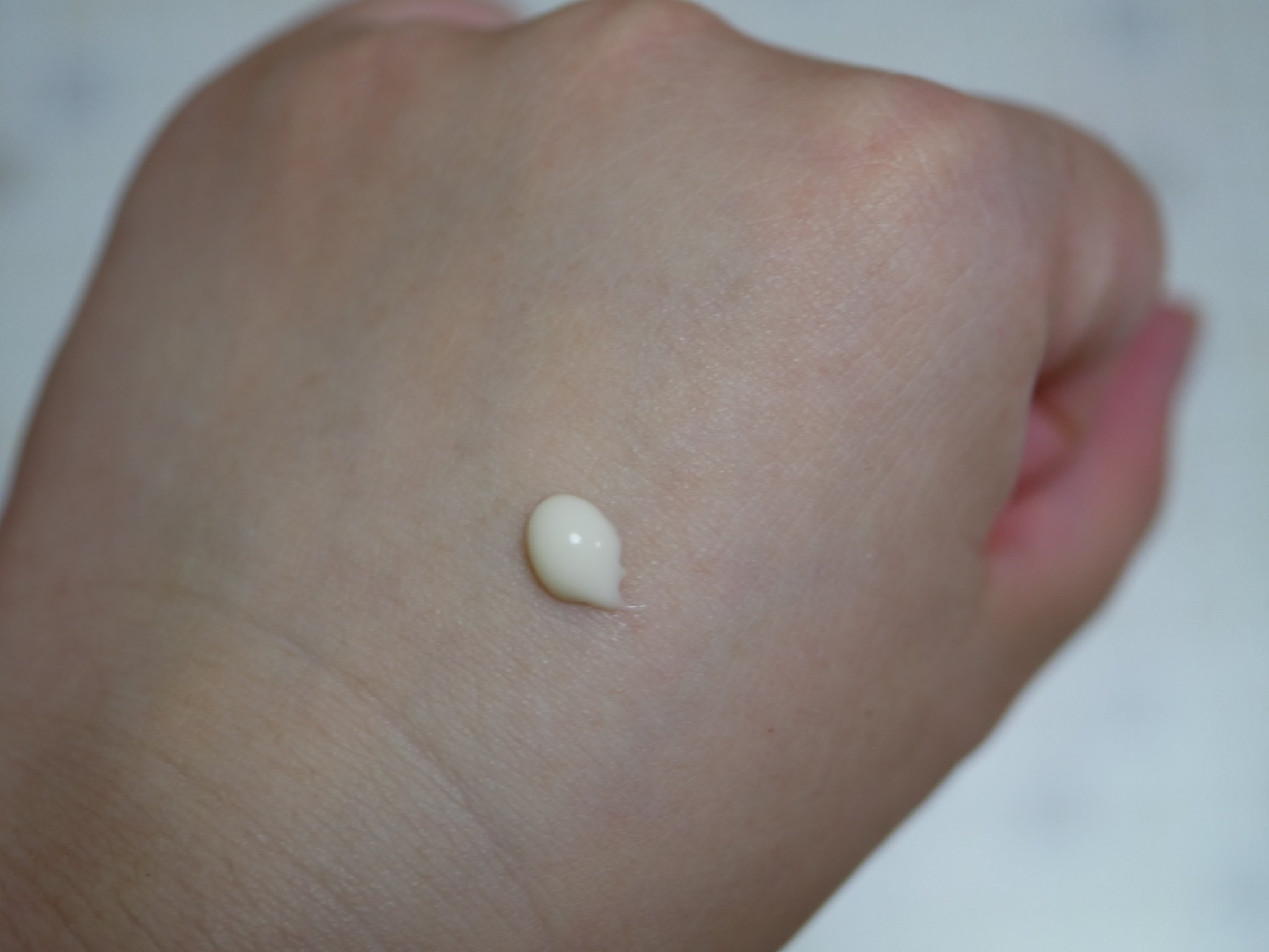 ソフィーナ iP スキンケアUV 01乾燥しがちな肌環境 SPF50+ PA++++ 30g/SOFINA iP/日焼け止めクリームを使ったクチコミ（2枚目）