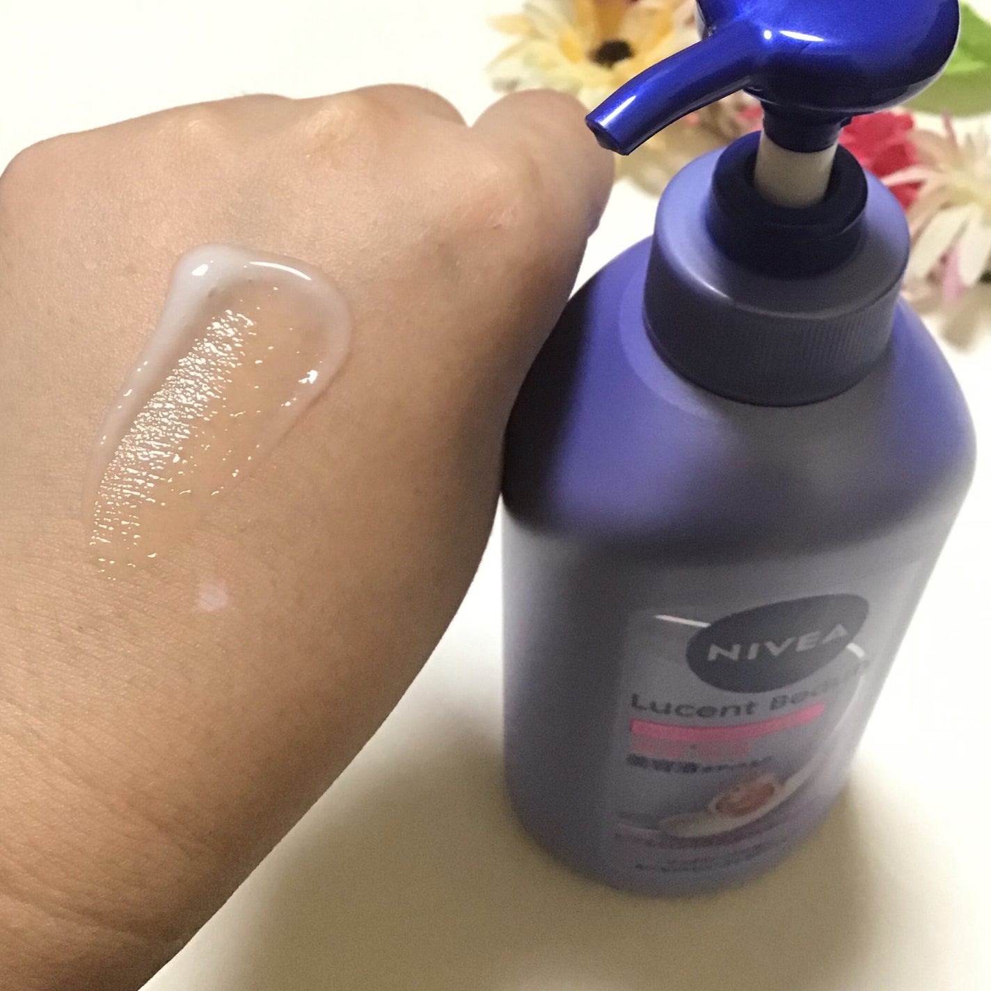 ニベア ルーセントビューティ ディープモイスチャー 浸透保湿美容液ボディミルク リッチローズの香り/ニベア/ボディミルクを使ったクチコミ(5枚目)