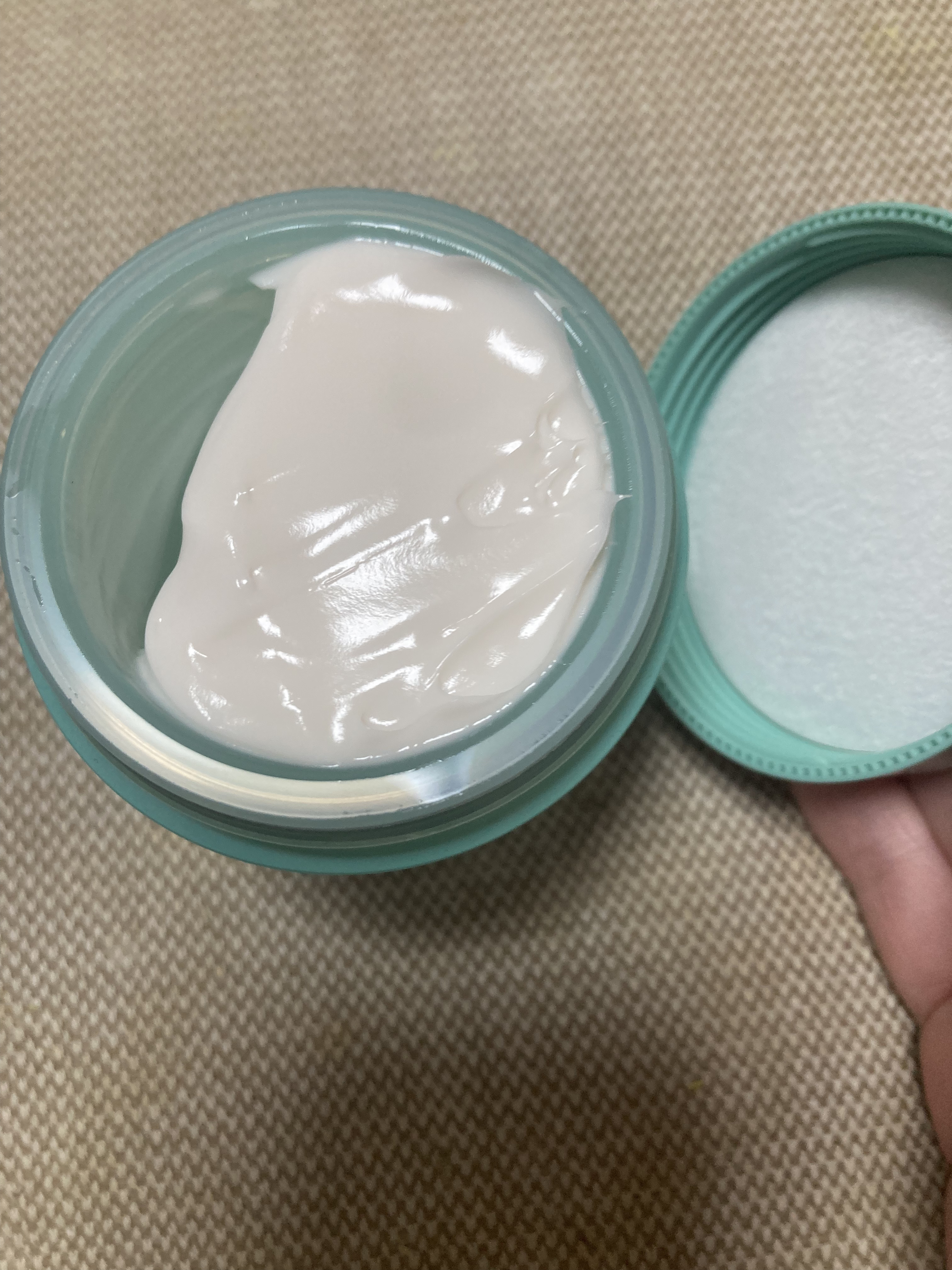 シカスリーピングマスク N/LANEIGE/フェイスクリームを使ったクチコミ（3枚目）