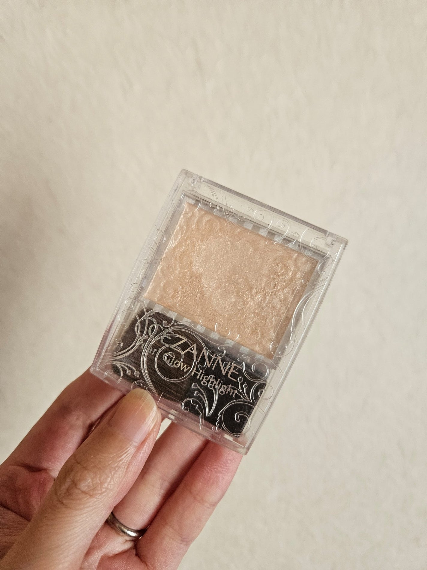 パールグロウハイライト/CEZANNE/パウダーハイライトを使ったクチコミ(1枚目)