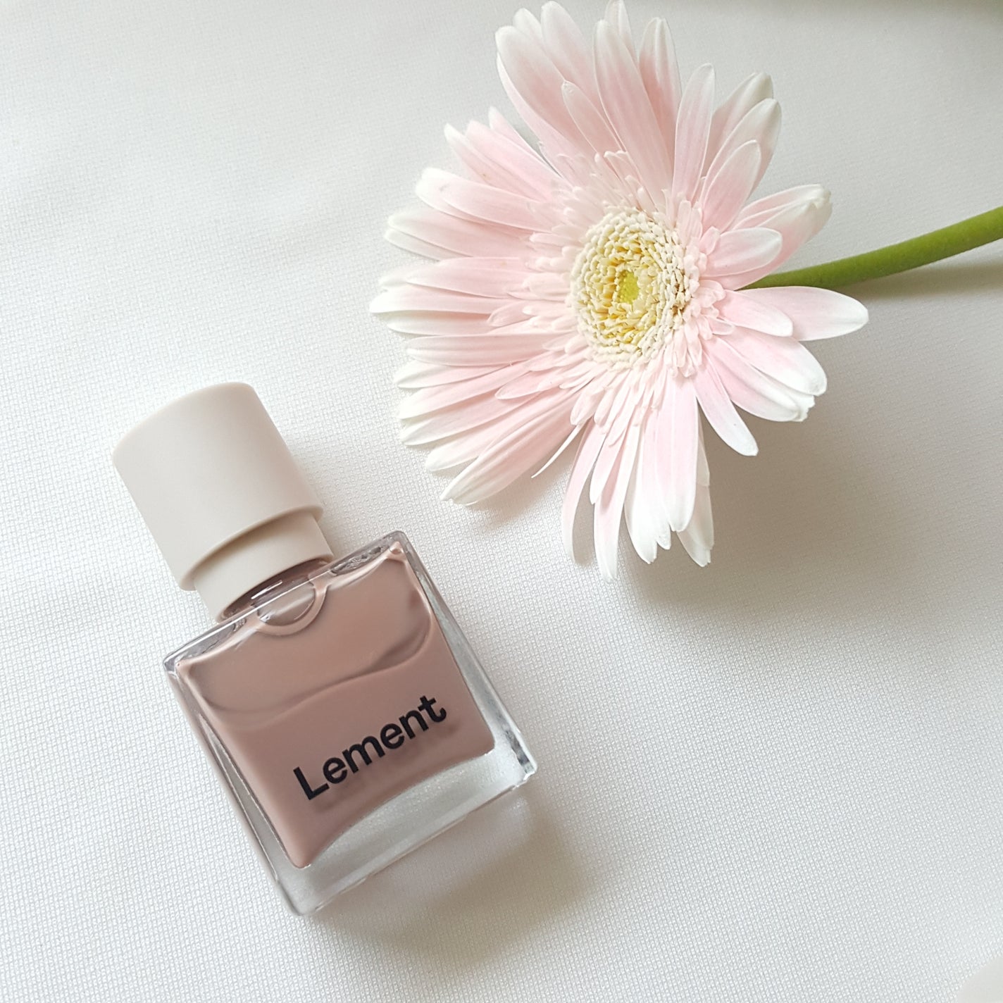 rith♡LIPSパートナー on LIPS 「Lementネイルポリッシュ韓国オリーブヤングで販売1位を記録..」(5枚目)