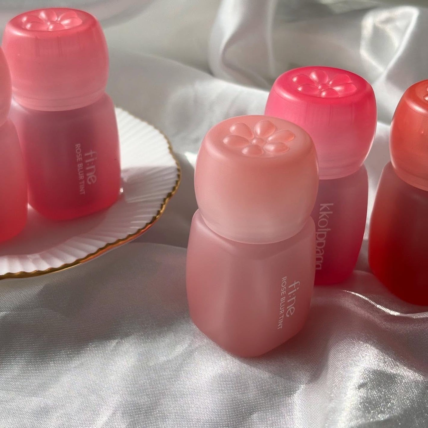 ピネローズブラーティント/kkotppang/リップティントを使ったクチコミ(4枚目)