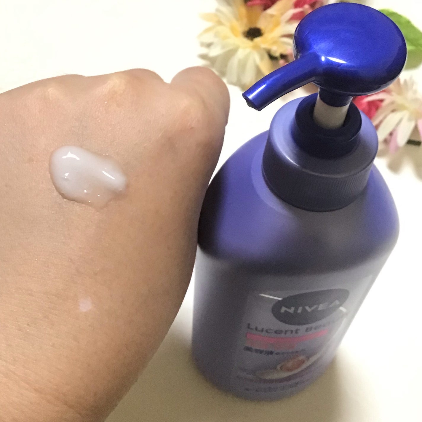 ニベア ルーセントビューティ ディープモイスチャー 浸透保湿美容液ボディミルク リッチローズの香り/ニベア/ボディミルクを使ったクチコミ(4枚目)