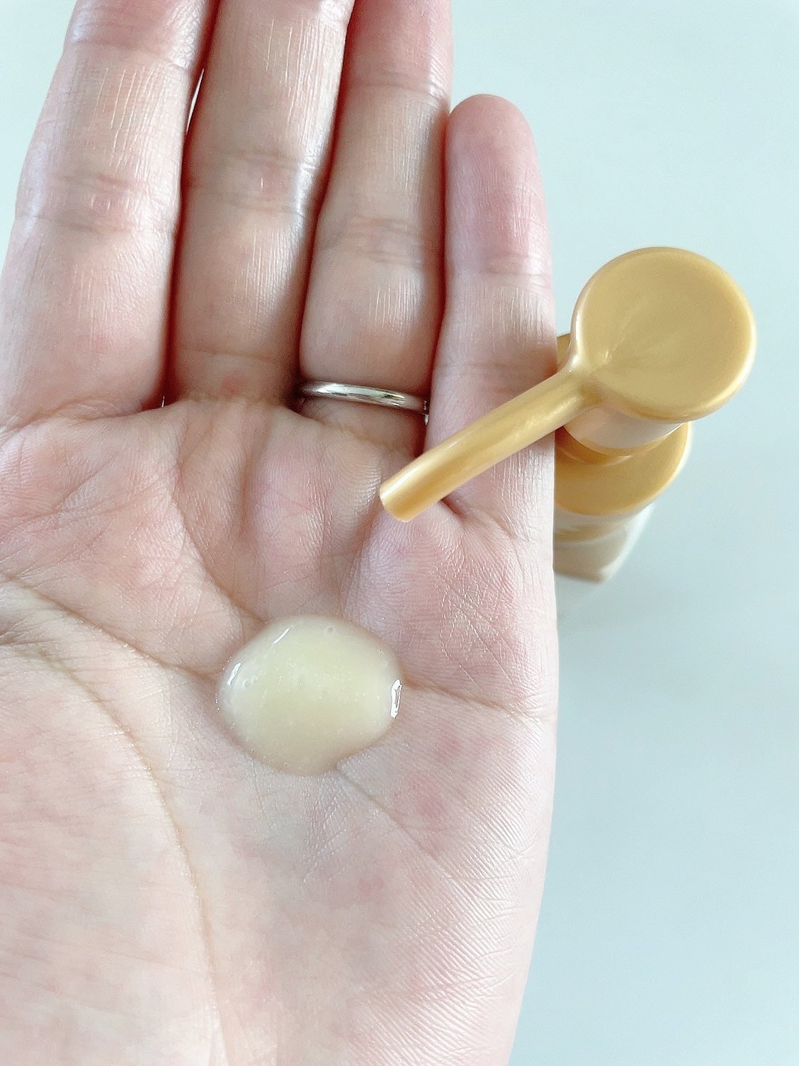 ラックス スーパーリッチシャイン ダメージリペア 補修ヘアミルク/LUX/ヘアミルクを使ったクチコミ(3枚目)