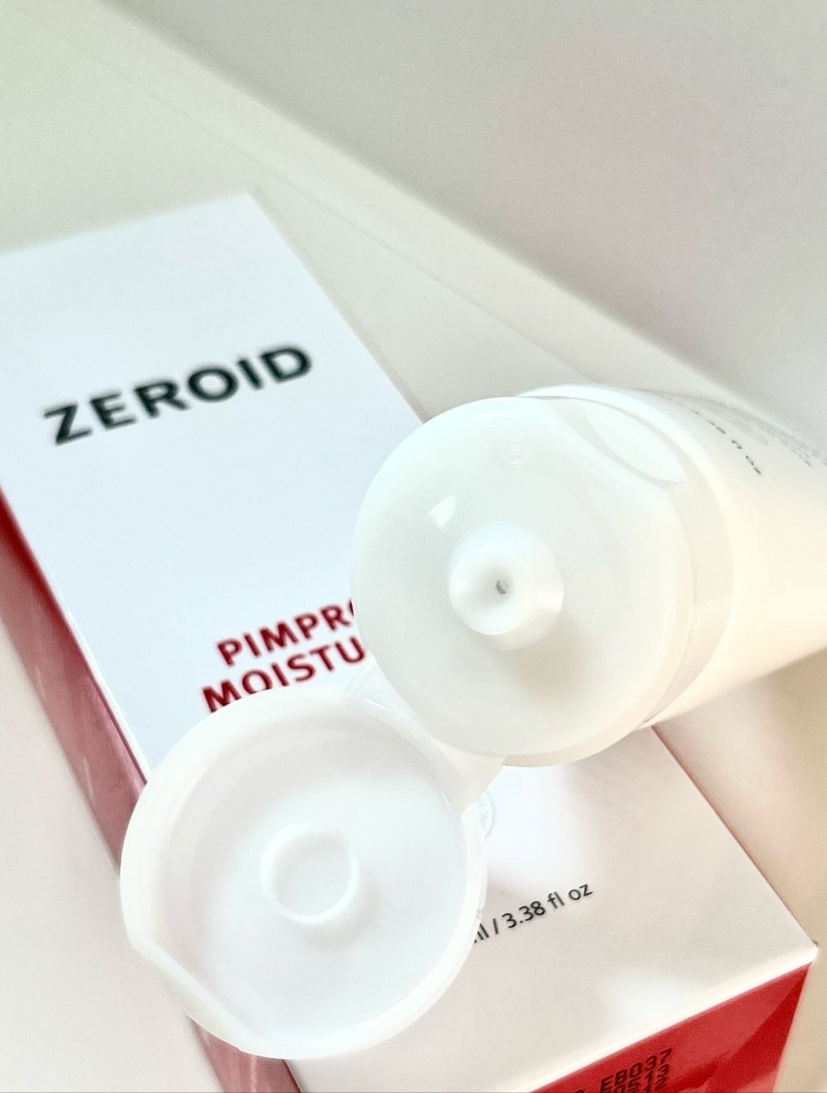 のぶあゆ on LIPS 「.✨ZEROIDピンプローブモイスチャーライザー✨ニキビケア..」(2枚目)