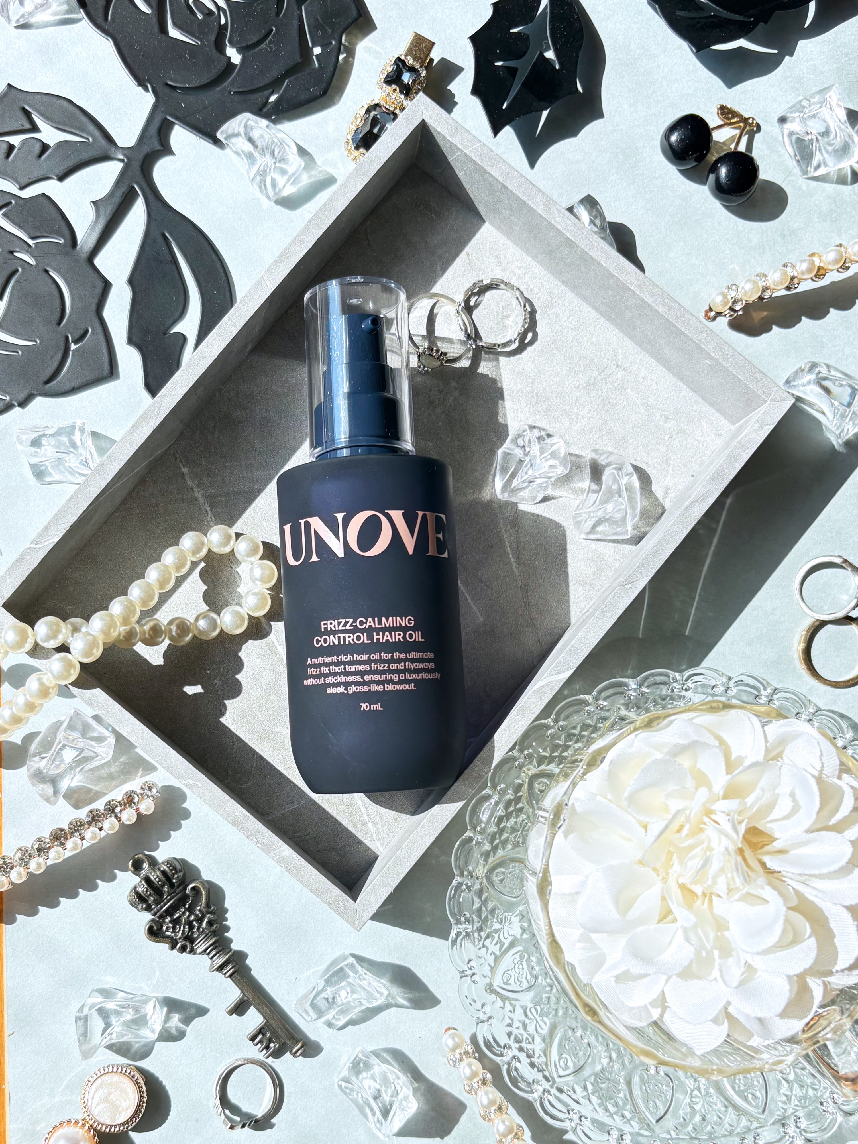 フリズカーミングコントロールオイル/UNOVE/ヘアオイルを使ったクチコミ（1枚目）