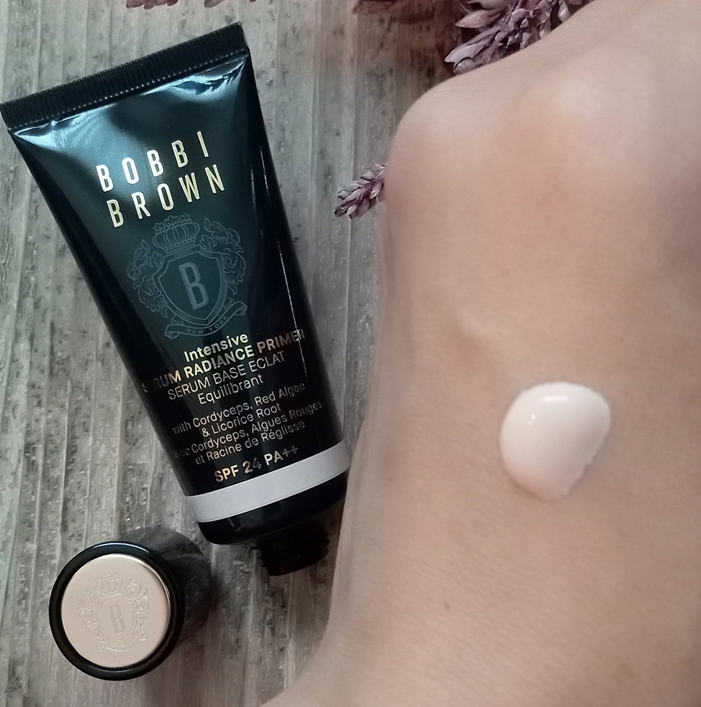 インテンシブ セラム ラディアンス プライマー/BOBBI BROWN/化粧下地を使ったクチコミ(3枚目)