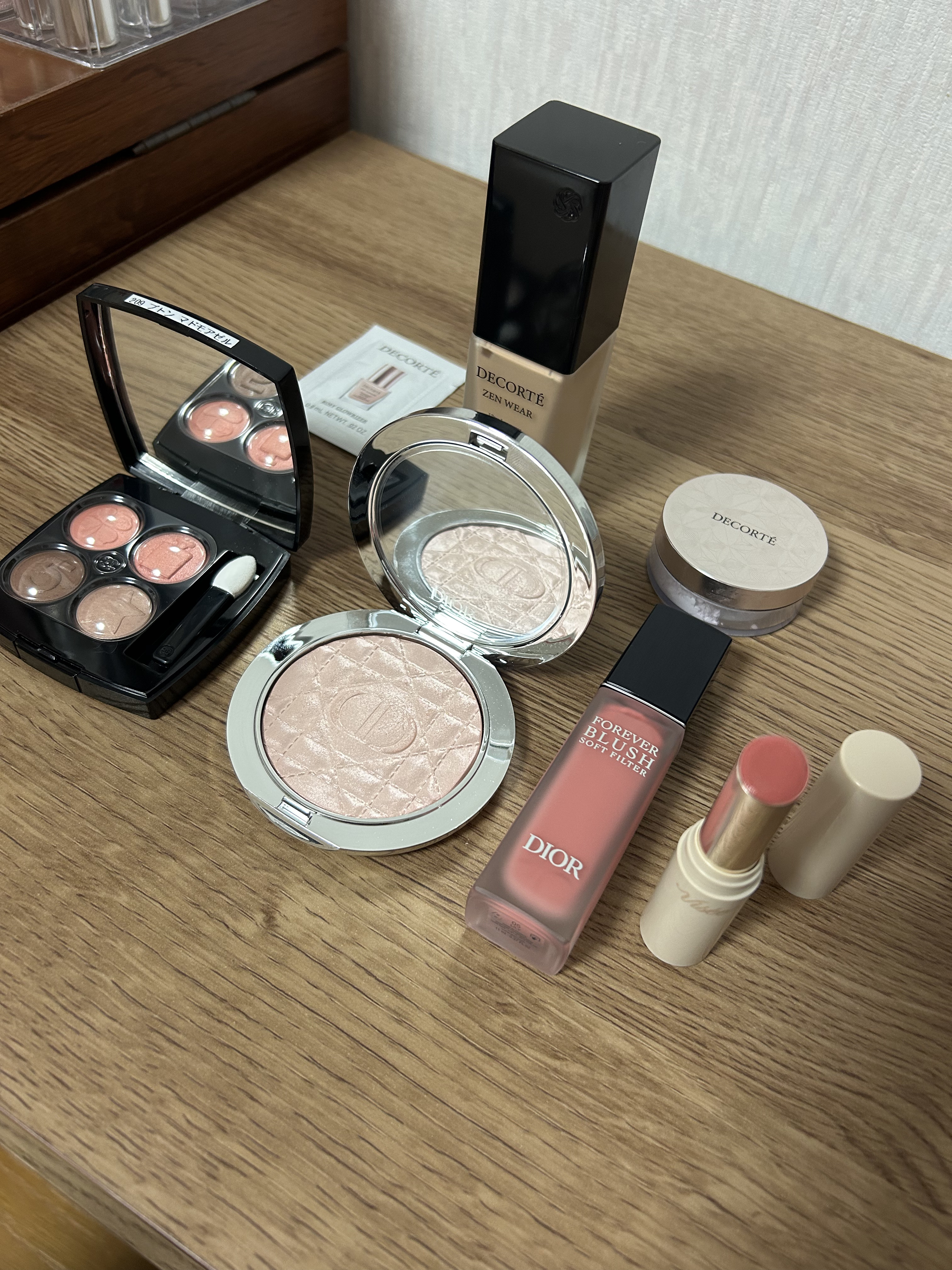 コスメデコルテ ロージー グロウライザー +/DECORTÉ/化粧下地を使ったクチコミ（2枚目）