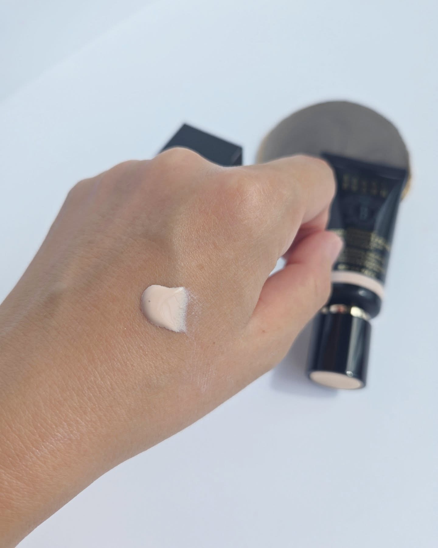 インテンシブ セラム ラディアンス プライマー/BOBBI BROWN/化粧下地を使ったクチコミ（3枚目）