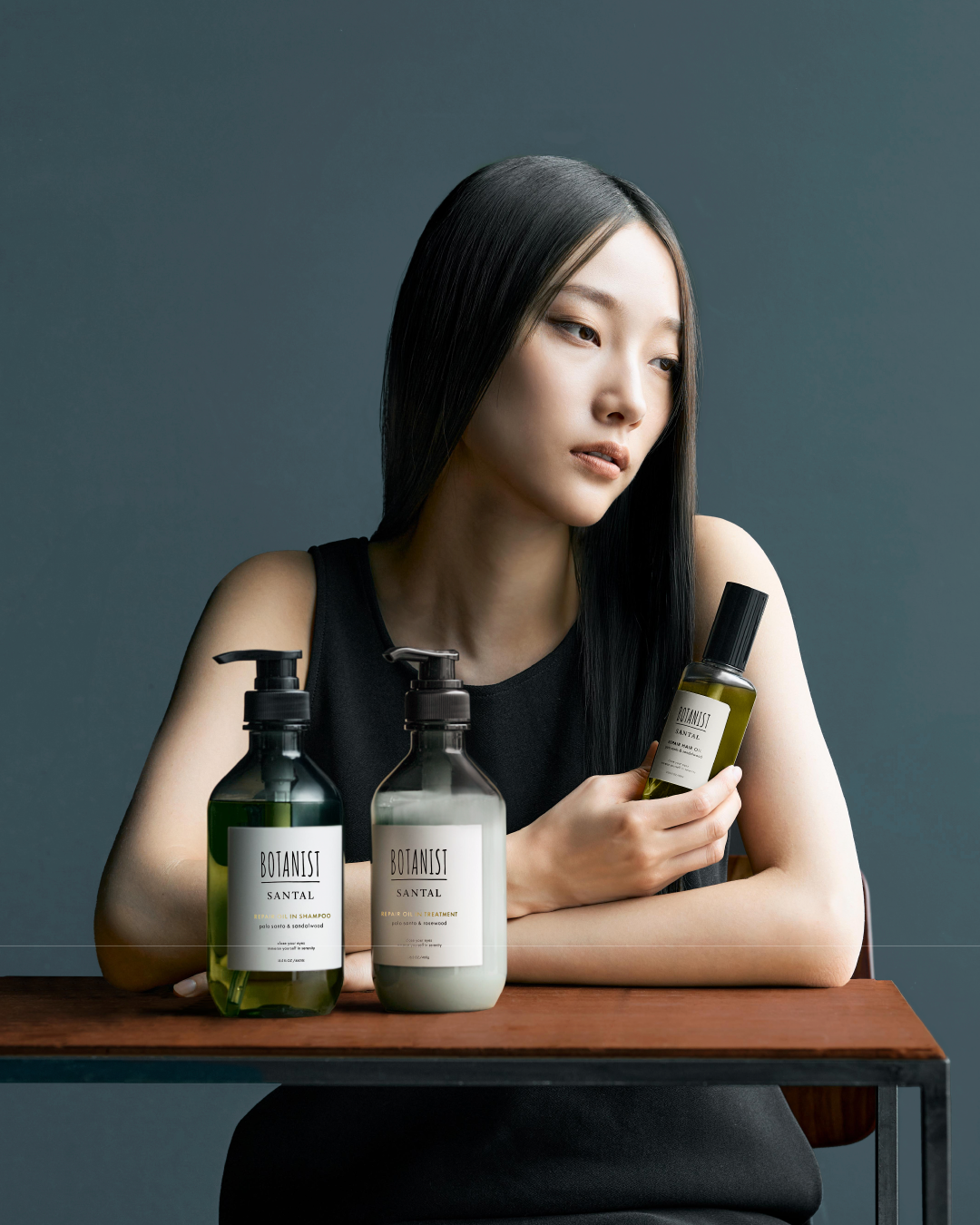 🌿ECモール・オンラインストアにて先行発売中🌿
新ライン「BOTANIST SANTAL(サンタル)」✨

髪の芯まで補修×静寂に誘うパロサントの香り
濃香なオイルin泡でツヤめきまとまり髪へ。

こんな方におすすめ🌱
✔︎ 髪のパサ