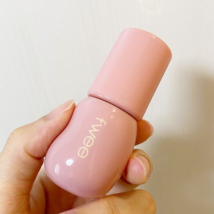 フィー 3Dボリューミンググロス/fwee/リップグロスを使ったクチコミ(4枚目)