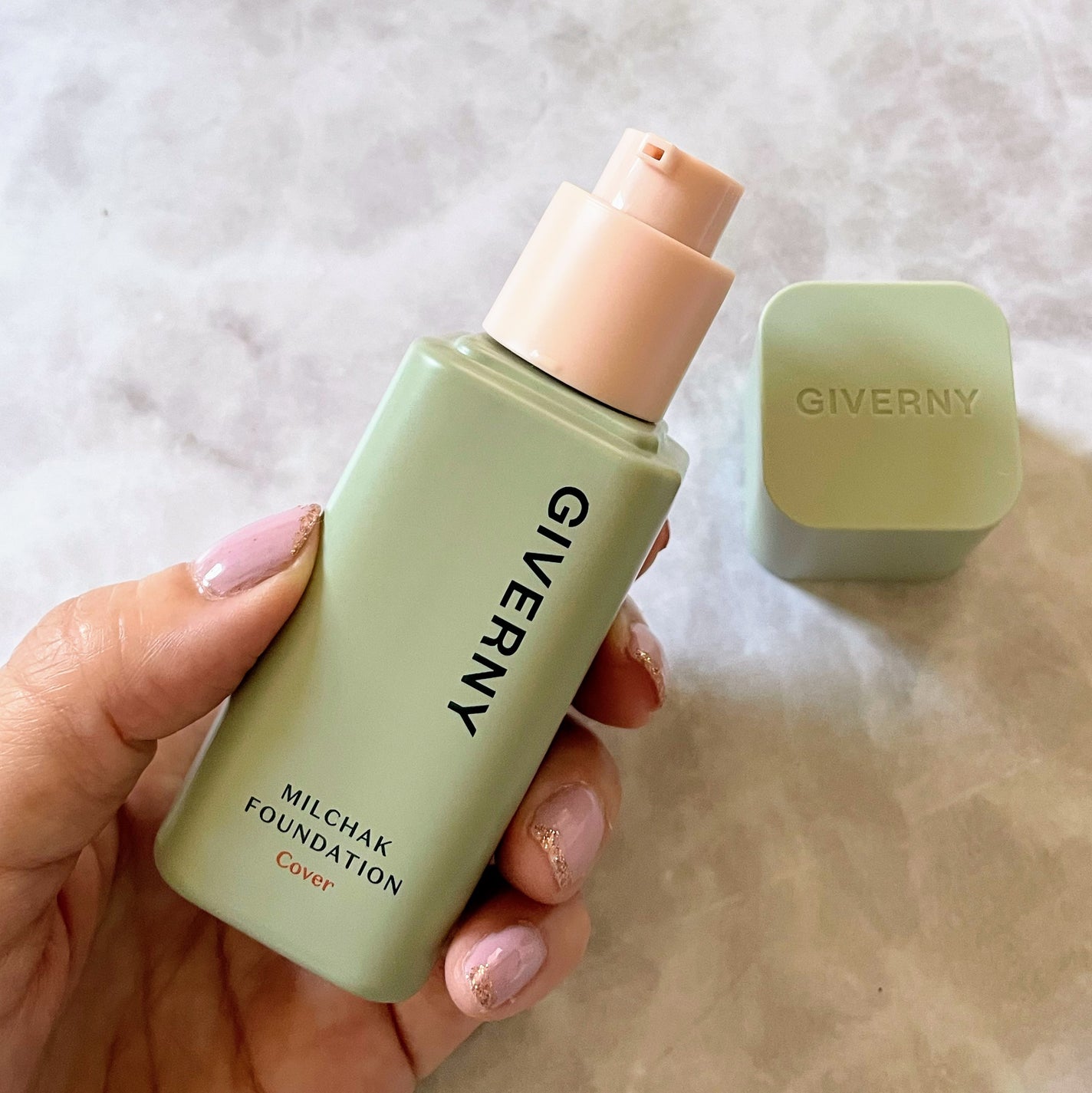 ジヴェルニー 密着カバーファンデーション/GIVERNY/リキッドファンデーションを使ったクチコミ(2枚目)