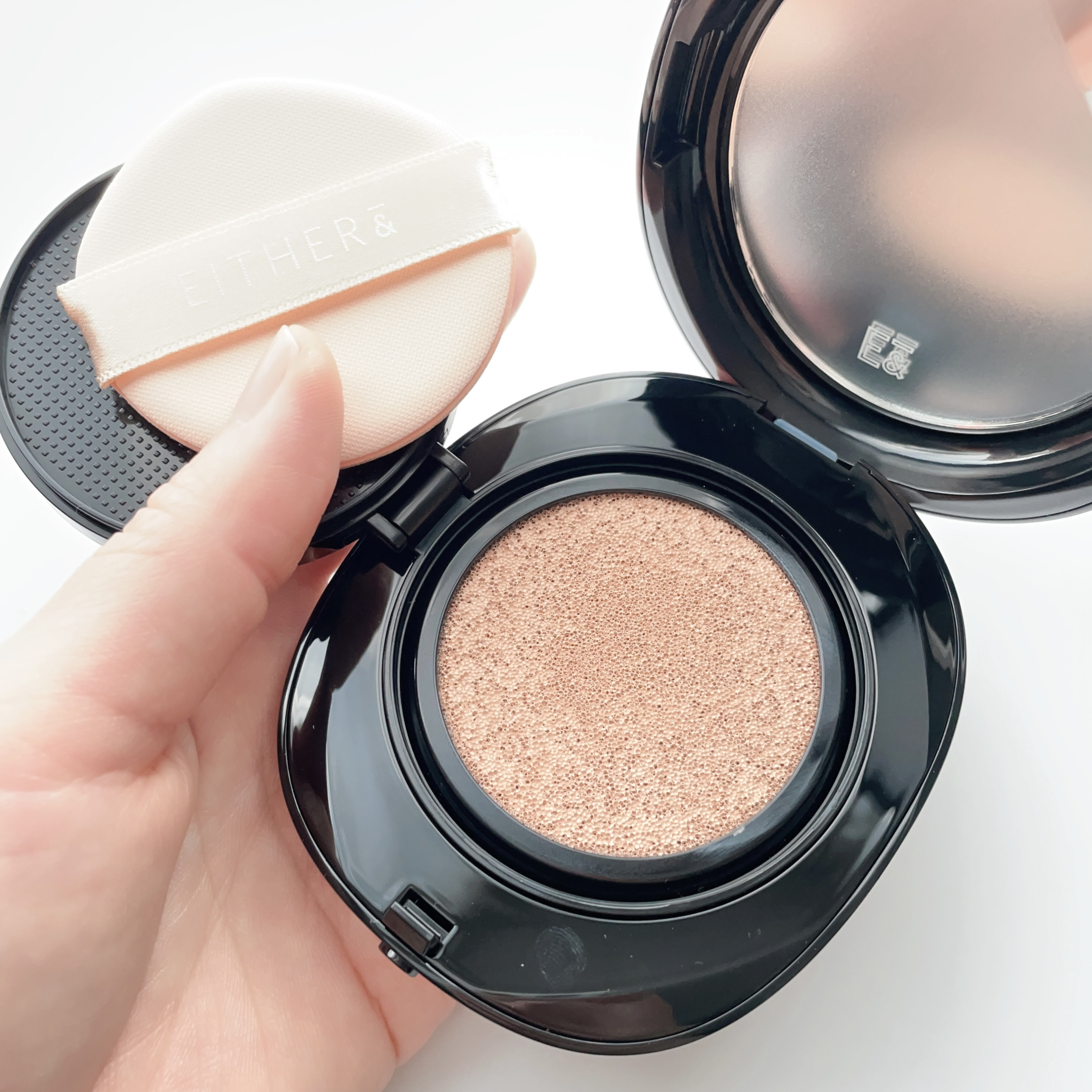 Pebble Blur Cushion/EITHER＆/クッションファンデーションを使ったクチコミ（2枚目）