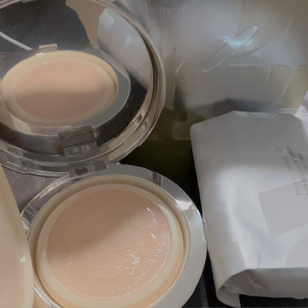 エンジェリックサテンクッション/TWO SLASH FOUR/クッションファンデーションを使ったクチコミ（3枚目）