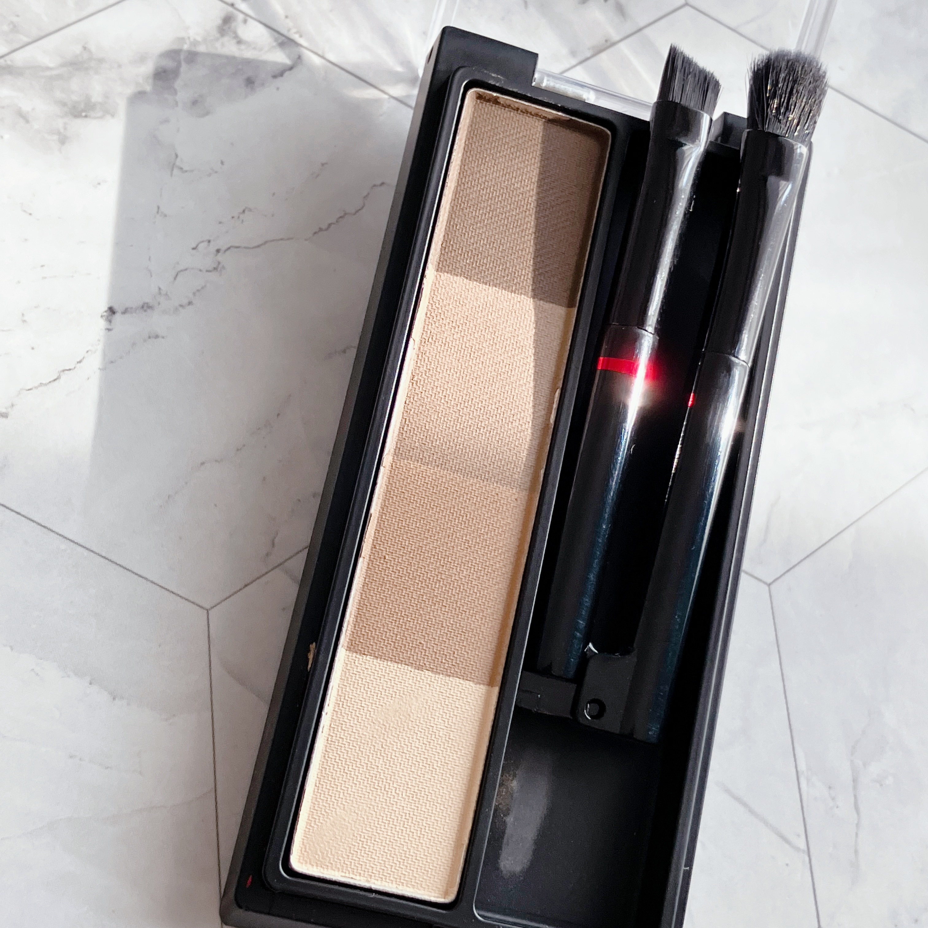 キルブロウシェーピングパウダーブロウ/CLIO/アイブロウを使ったクチコミ（2枚目）