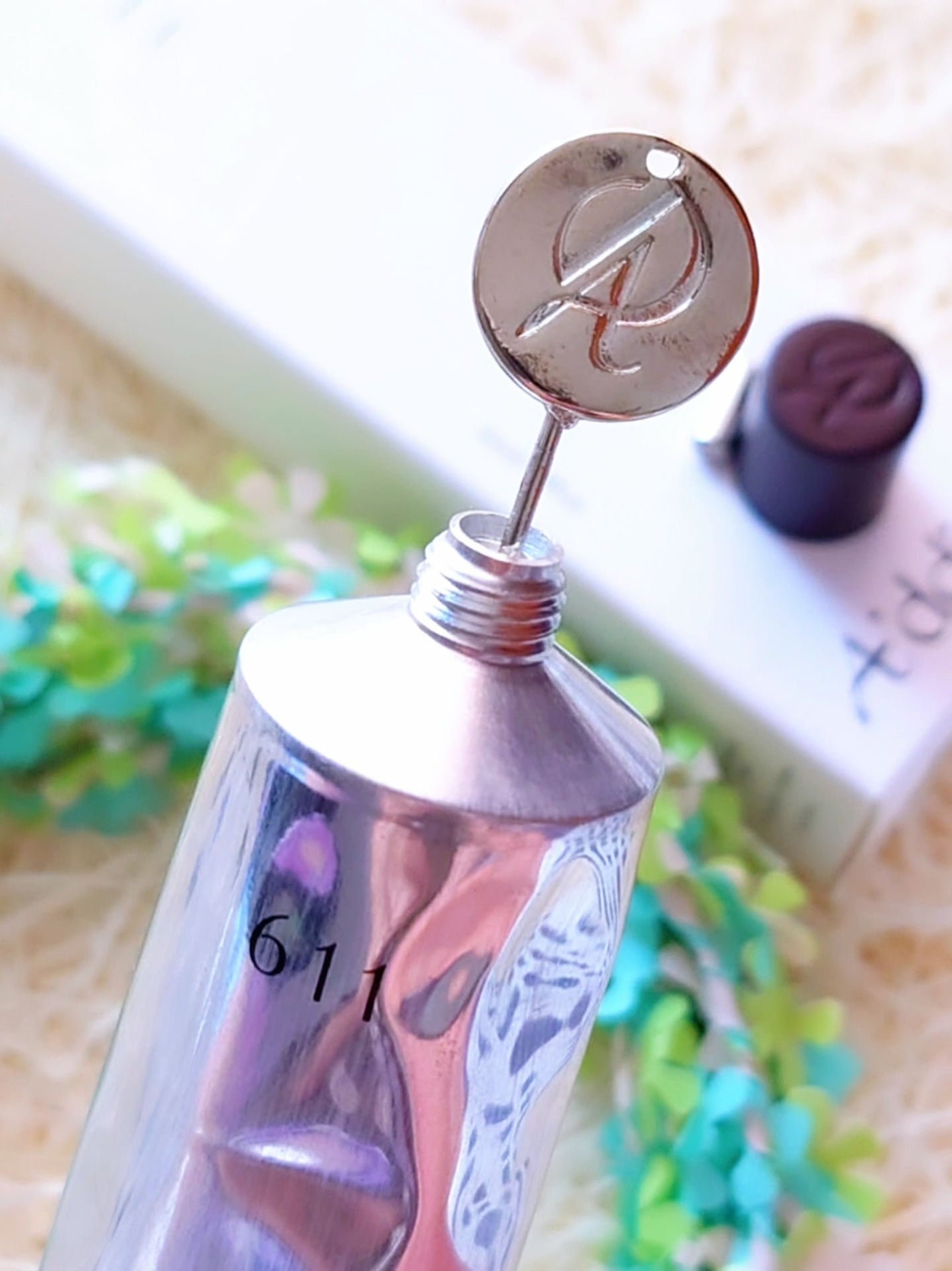 ソリッドパフューム ネイキッド ポムピア 611/Addct/練り香水を使ったクチコミ(4枚目)