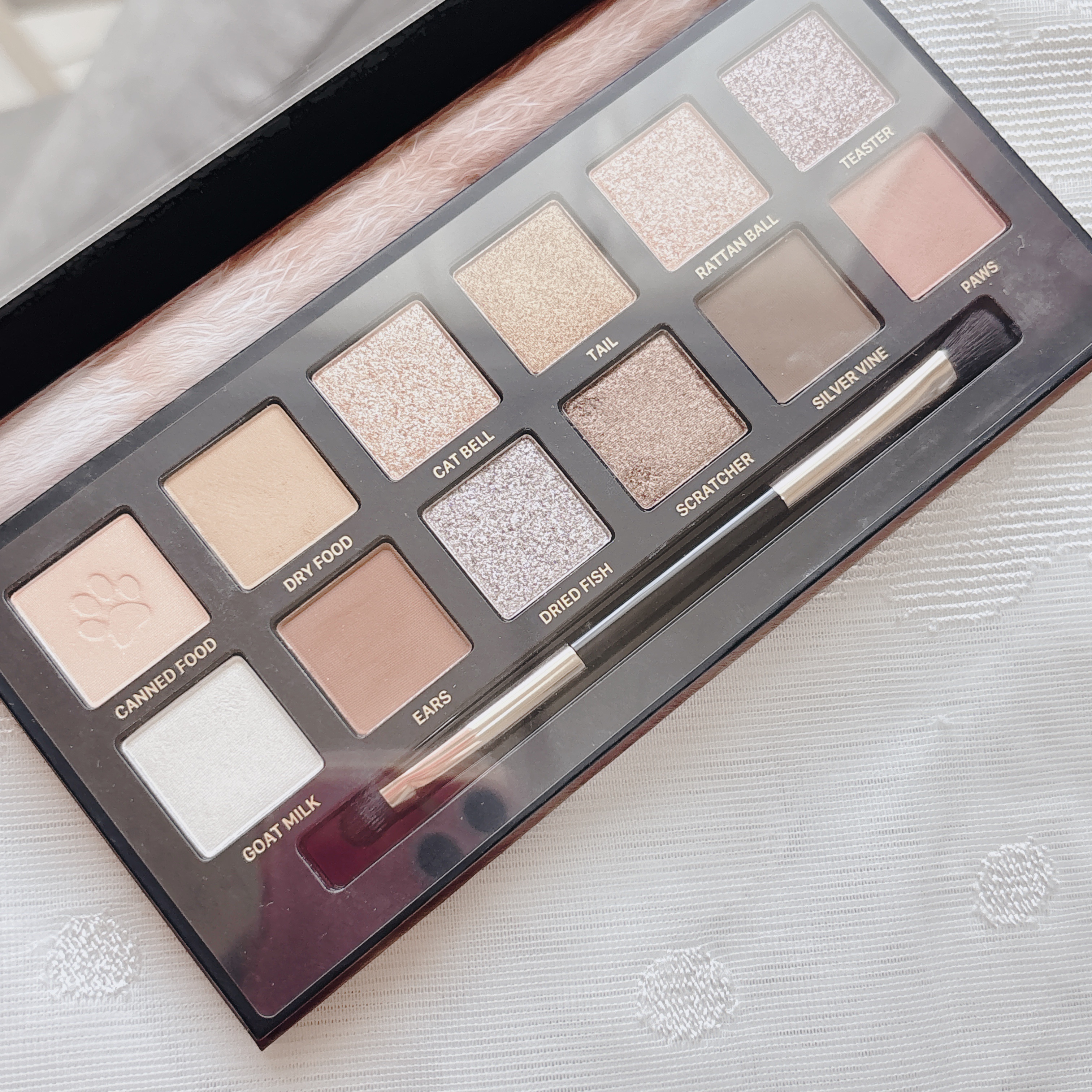 エクスプローラ12色 動物アイシャドウパレット 猫/PERFECT DIARY/アイシャドウパレットを使ったクチコミ（2枚目）