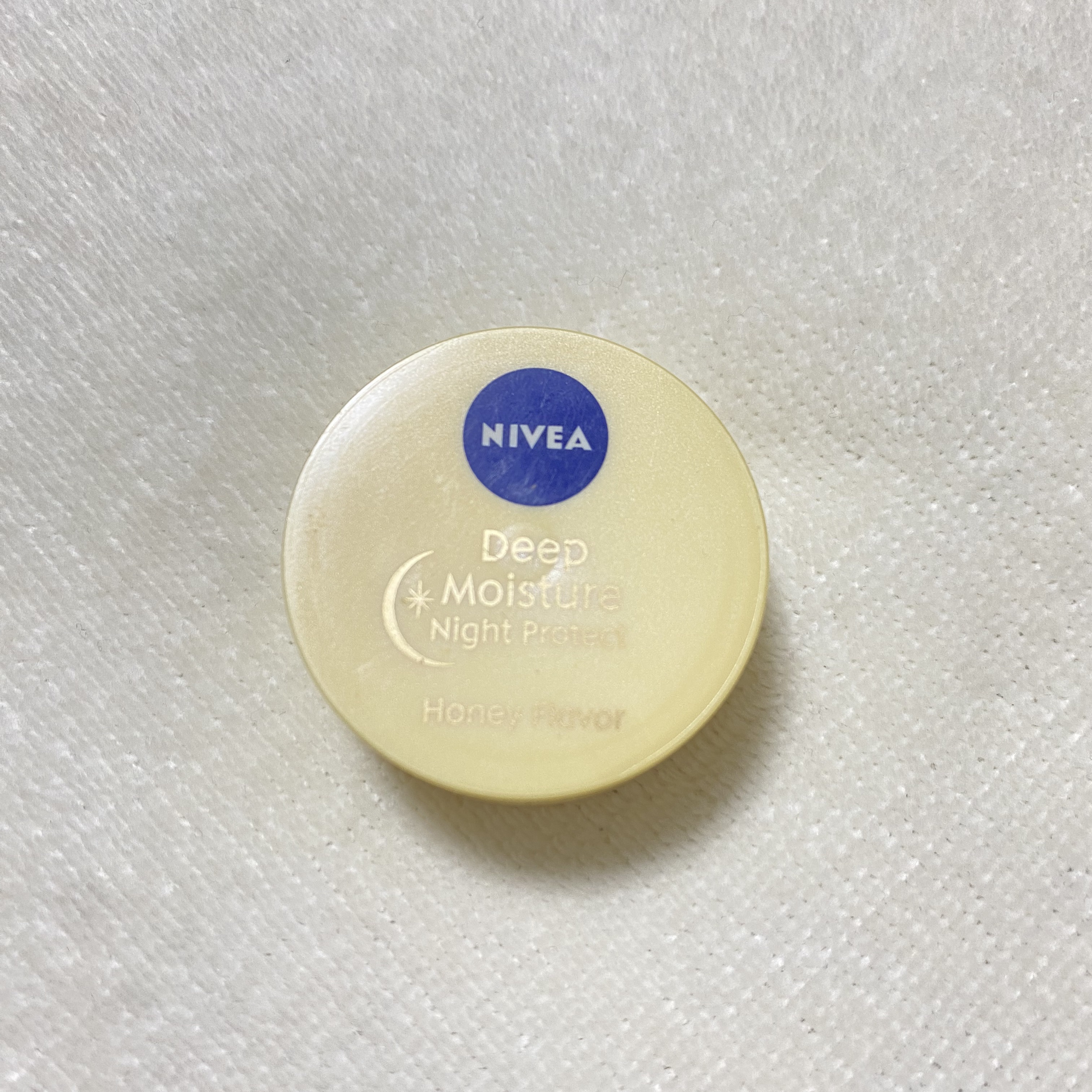 【使った商品】
ディープモイスチャーナイトプロテクト 
はちみつの香り
¥714

【レビュー】
このリップめちゃくちゃ良かった❕

寝る前に塗ると朝までプルプル🥹
日中も潤いが続いてるから、口紅の持ちも良くなった✨

ほんのりはちみつの