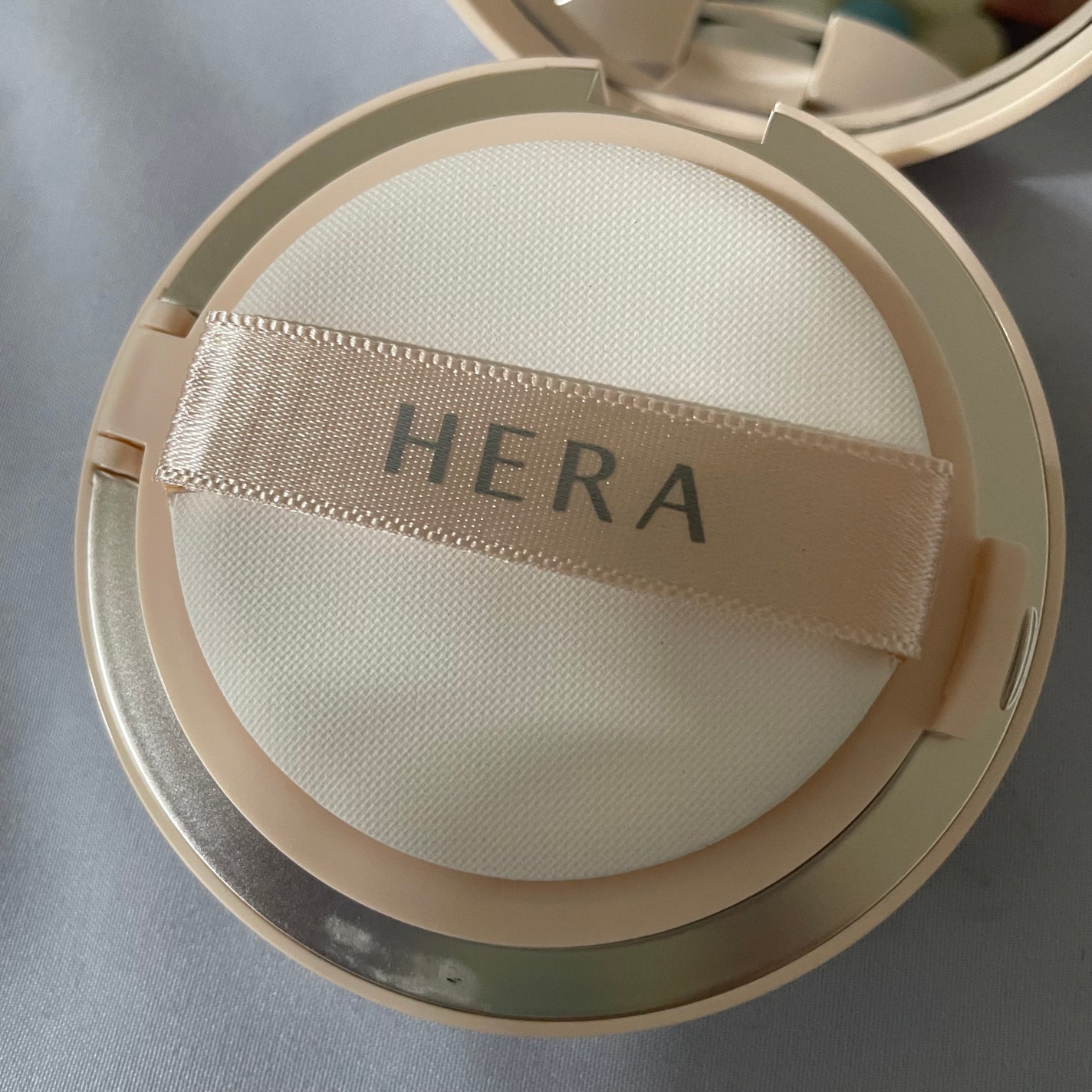 リフレクション スキン グロウ クッション ファンデーション/HERA/クッションファンデーションを使ったクチコミ(3枚目)