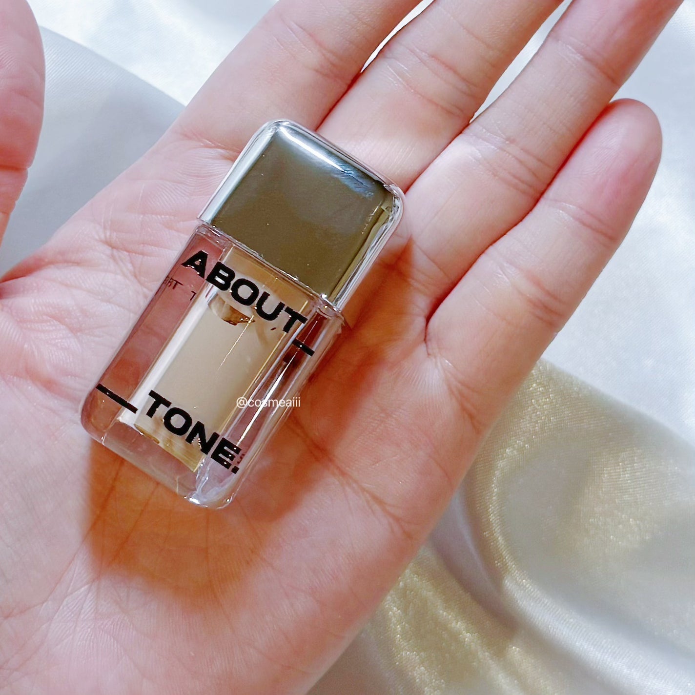 スキンレイヤーフィットファンデーション/ABOUT TONE/リキッドファンデーションを使ったクチコミ(6枚目)