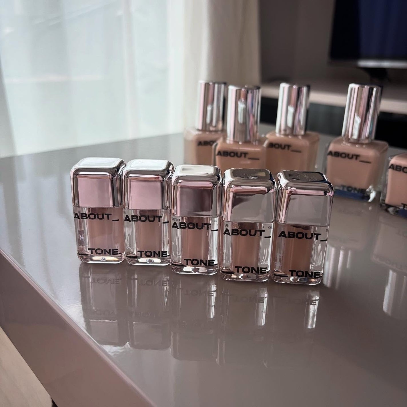 スキンレイヤーフィットファンデーション/ABOUT TONE/リキッドファンデーションを使ったクチコミ(3枚目)