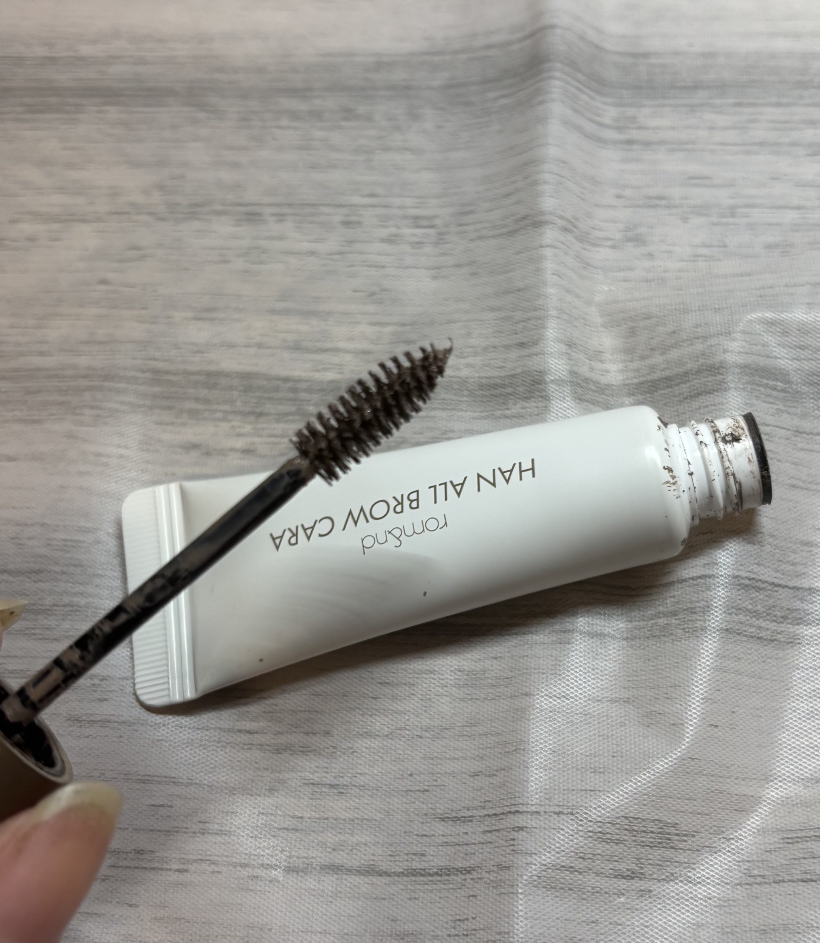 ハンオールブロウカラ/rom&nd/眉マスカラを使ったクチコミ（2枚目）