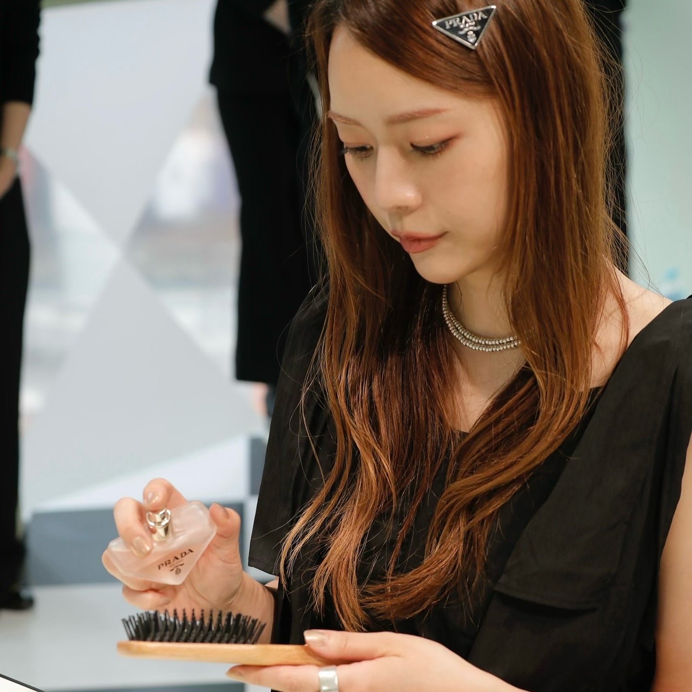 プラダ パラドックス ヘアミスト/PRADA BEAUTY/ヘアミストを使ったクチコミ(3枚目)