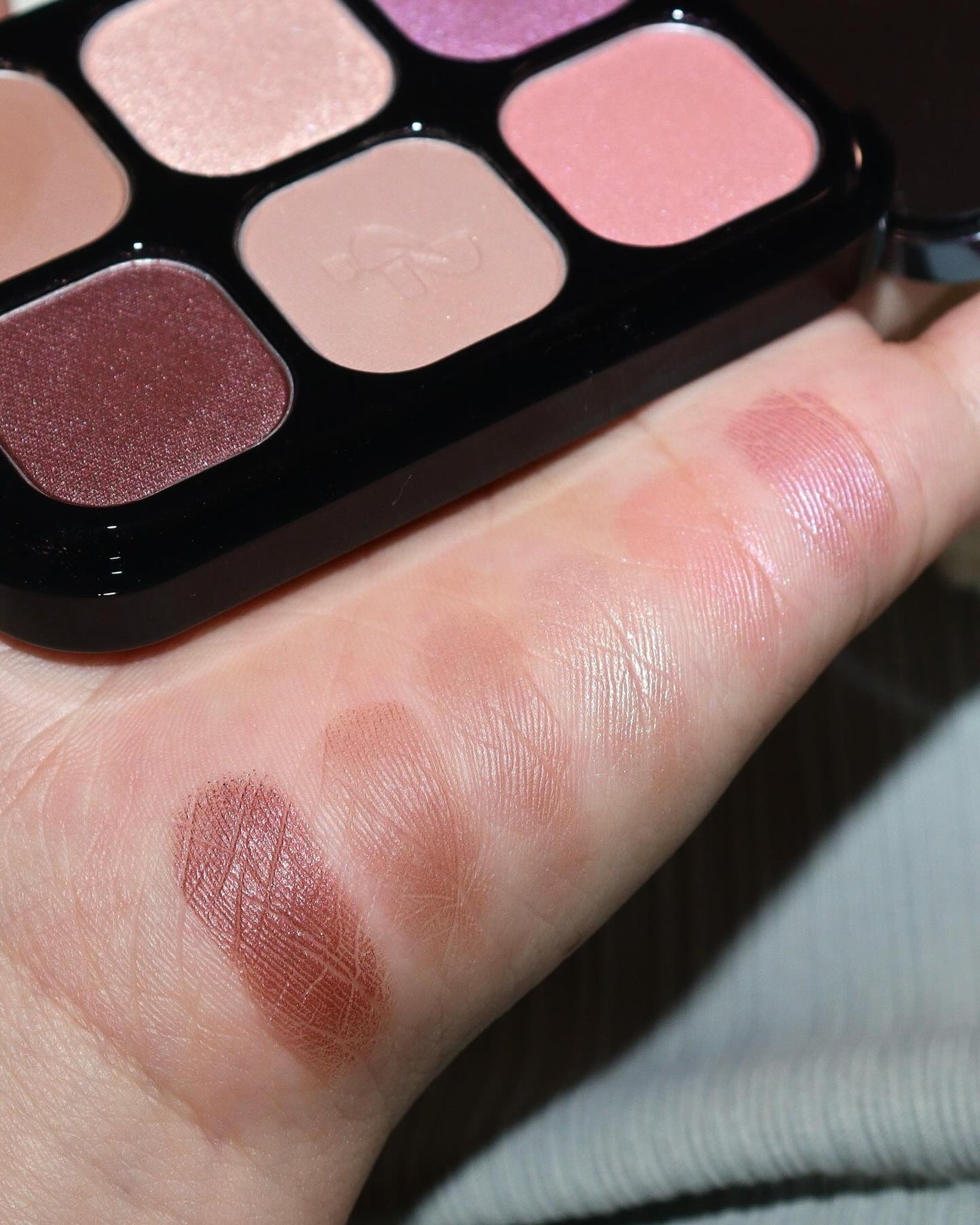 オッドバランスアイパレット/TWO SLASH FOUR/アイシャドウパレットを使ったクチコミ(4枚目)