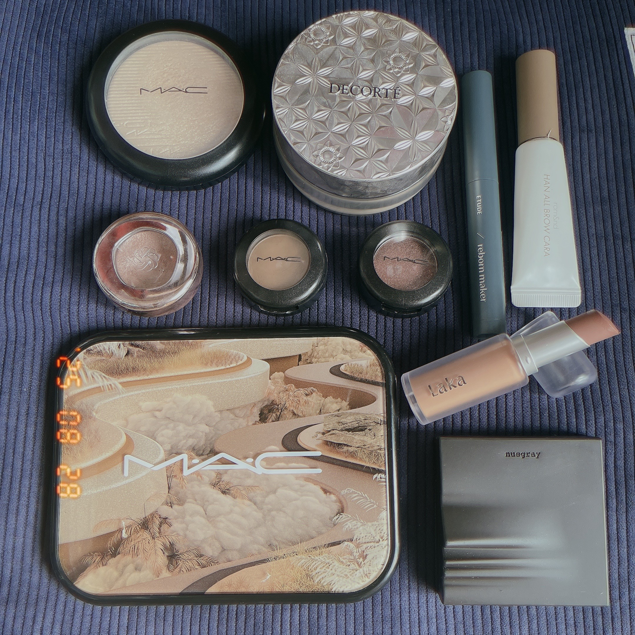 アイグロウジェム スキンシャドウ/DECORTÉ/ジェル・クリームアイシャドウを使ったクチコミ（2枚目）