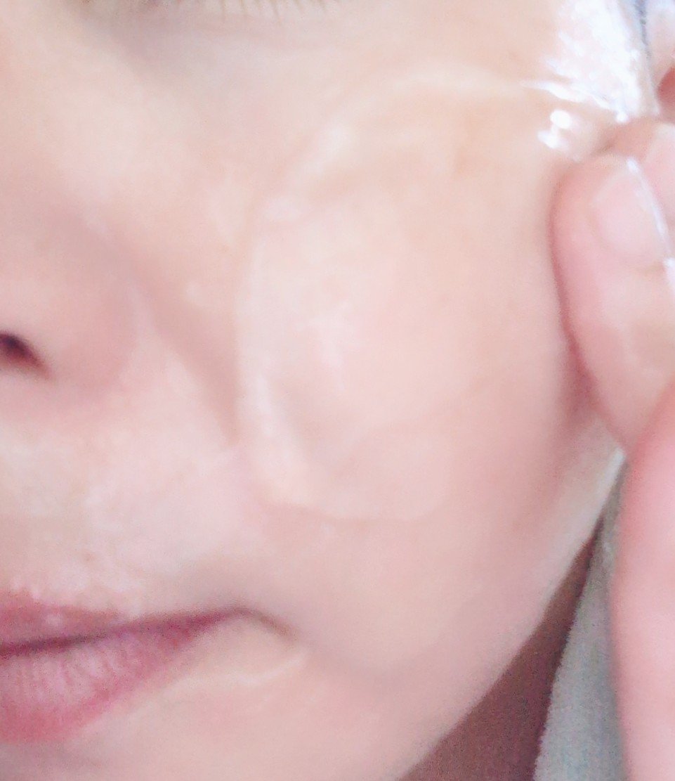 マイルド＆モイスチャーアロエジェル/ネイチャーリパブリック/ボディローションを使ったクチコミ（2枚目）