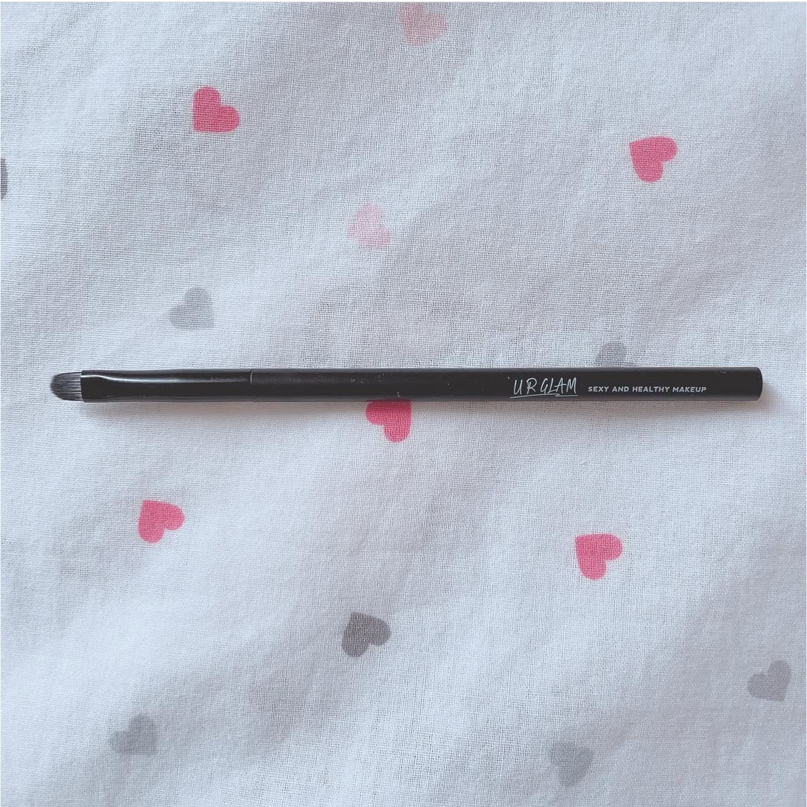 アイシャドウブラシC/U R GLAM/メイクブラシを使ったクチコミ（1枚目）