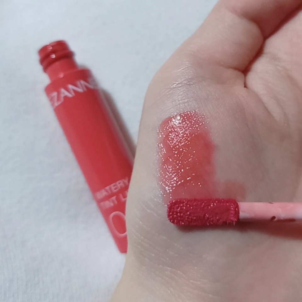 ウォータリーティントリップ 01 ナチュラルピンク/CEZANNE/リップティントを使ったクチコミ（3枚目）