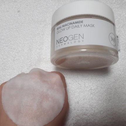 リアルナイアシンアミドグローアップデイリーマスク/NEOGEN/その他スキンケアを使ったクチコミ(4枚目)