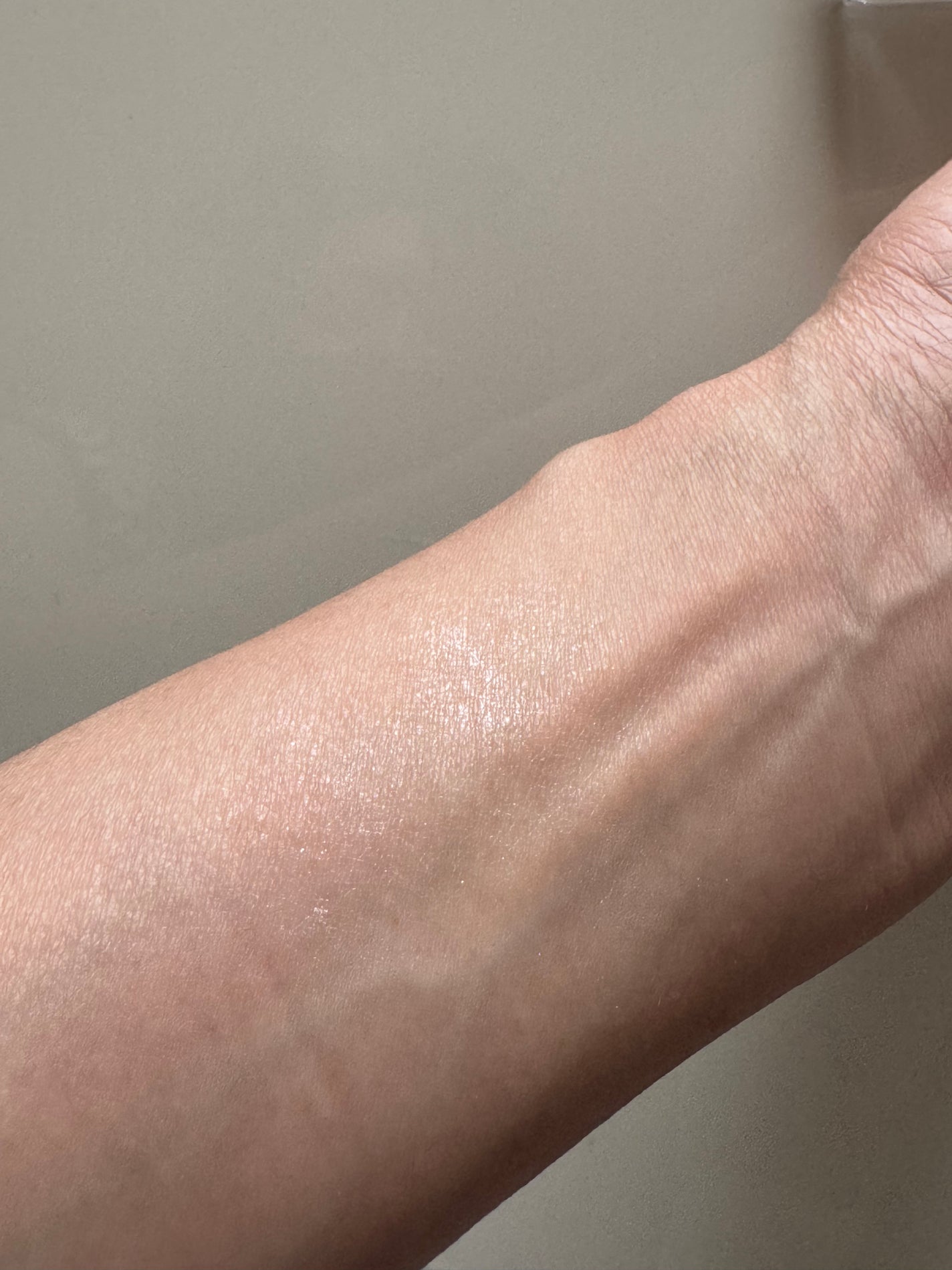 エスト トランスフィア リフトアップ ハイライター/est/クリームハイライトを使ったクチコミ(3枚目)