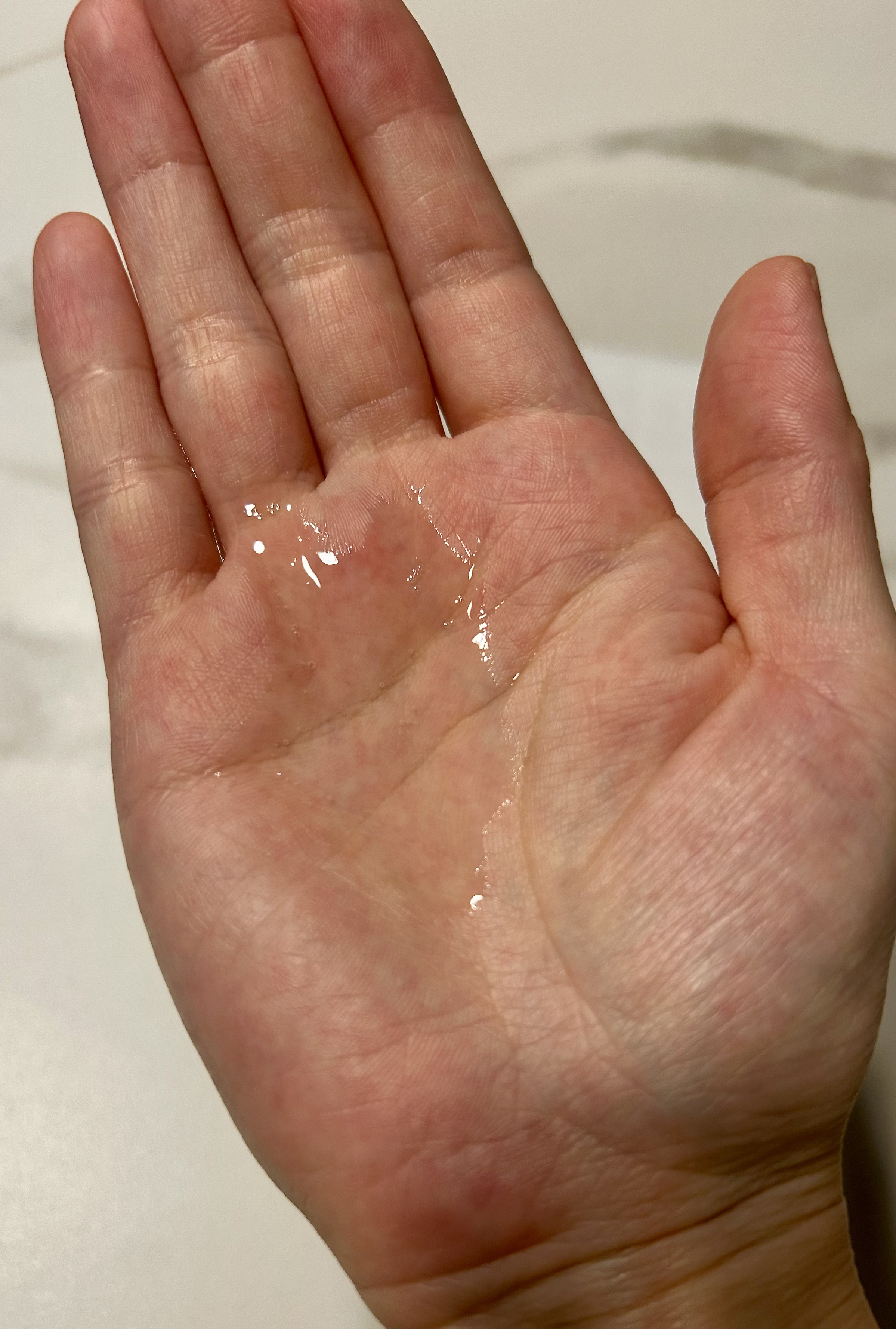 エッセンシャル プレミアム うるりキラリオイル/エッセンシャル/ヘアオイルを使ったクチコミ（3枚目）