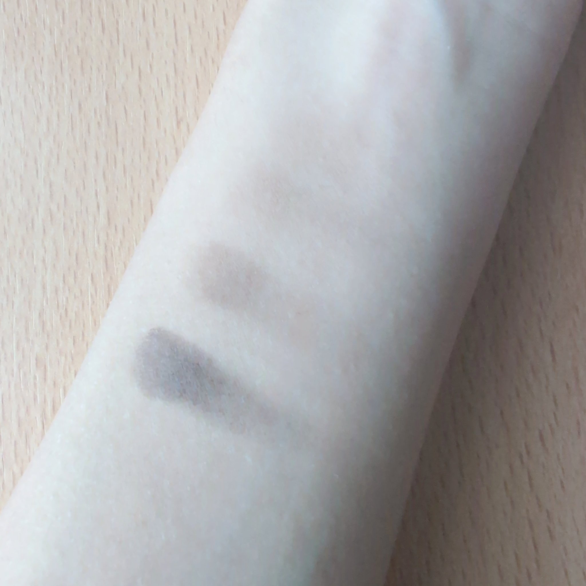 ケイト デザイニングアイブロウ3D EX-7 オリーブグレー(レフィル)/KATE/パウダーアイブロウを使ったクチコミ（2枚目）