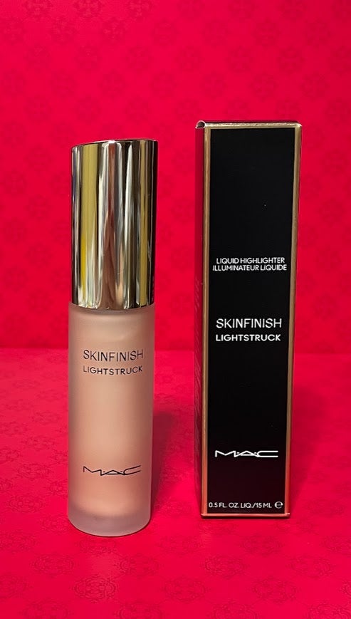 スキンフィニッシュ ライトストラック リキッド ハイライター/M・A・C/リキッドハイライトを使ったクチコミ(1枚目)