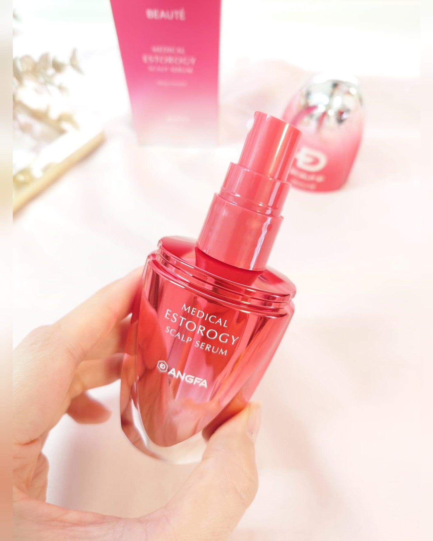 スカルプD ボーテ メディカルエストロジー スカルプセラム/アンファー(スカルプD)/頭皮ローションを使ったクチコミ(2枚目)