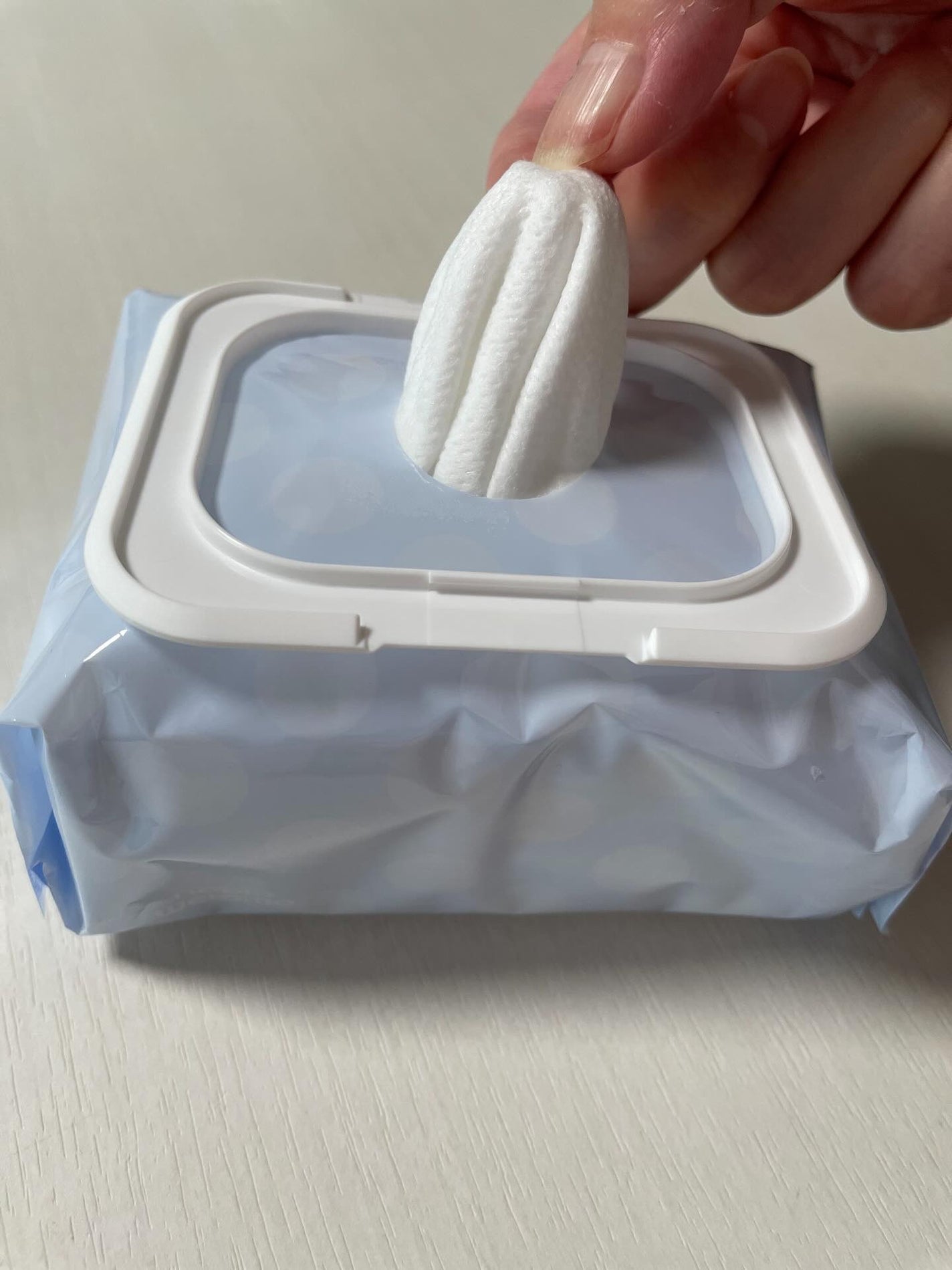 ネピア wetomo 除菌ウエットティシュ アルコールタイプ/ネピア/ティッシュを使ったクチコミ(2枚目)