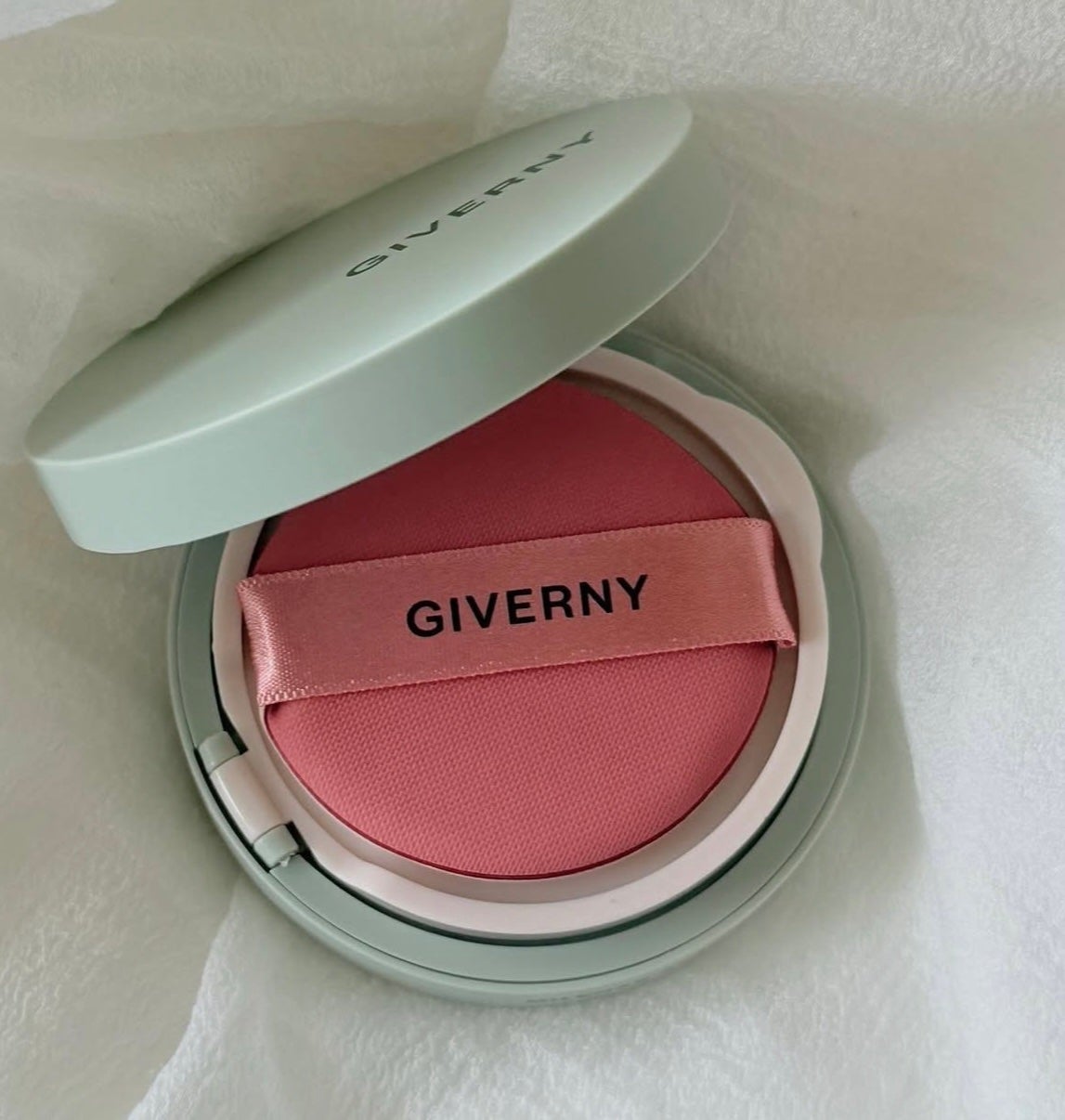 ジヴェルニー 密着カバークッション/GIVERNY/クッションファンデーションを使ったクチコミ(3枚目)