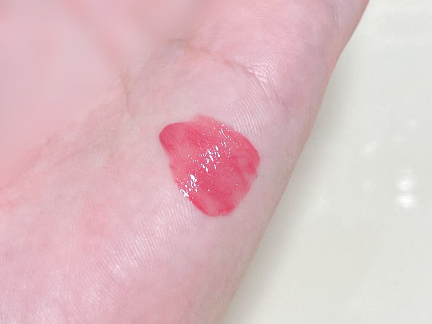 アップトゥーミー ハグマイリップ カラーロックプランパー/up2me/リッププランパーを使ったクチコミ(2枚目)