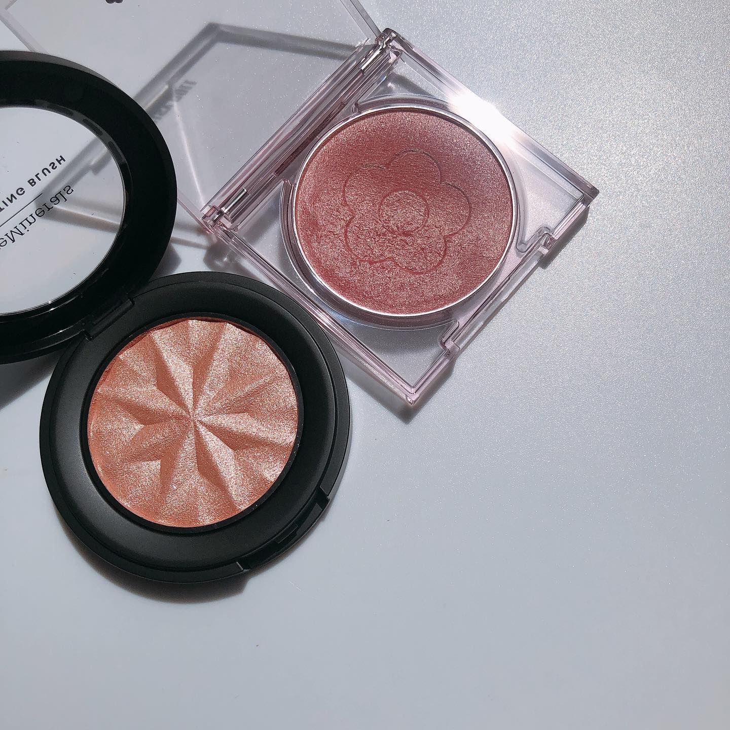 ジェン ヌード ハイライター/bareMinerals/パウダーハイライトを使ったクチコミ（2枚目）